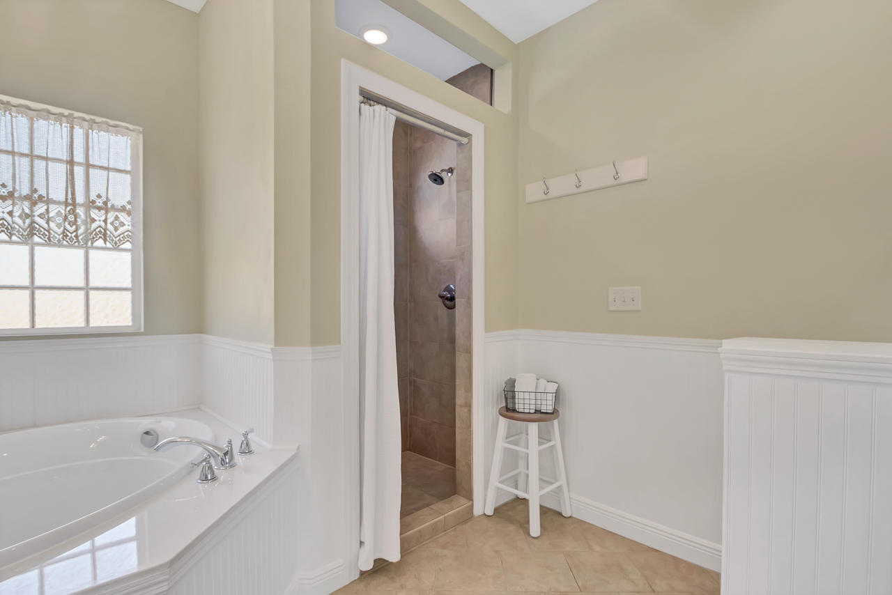 PALM ESTATES UNIT 2 - Residential