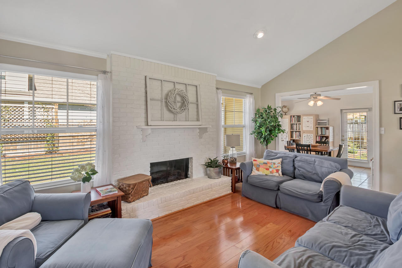 PALM ESTATES UNIT 2 - Residential