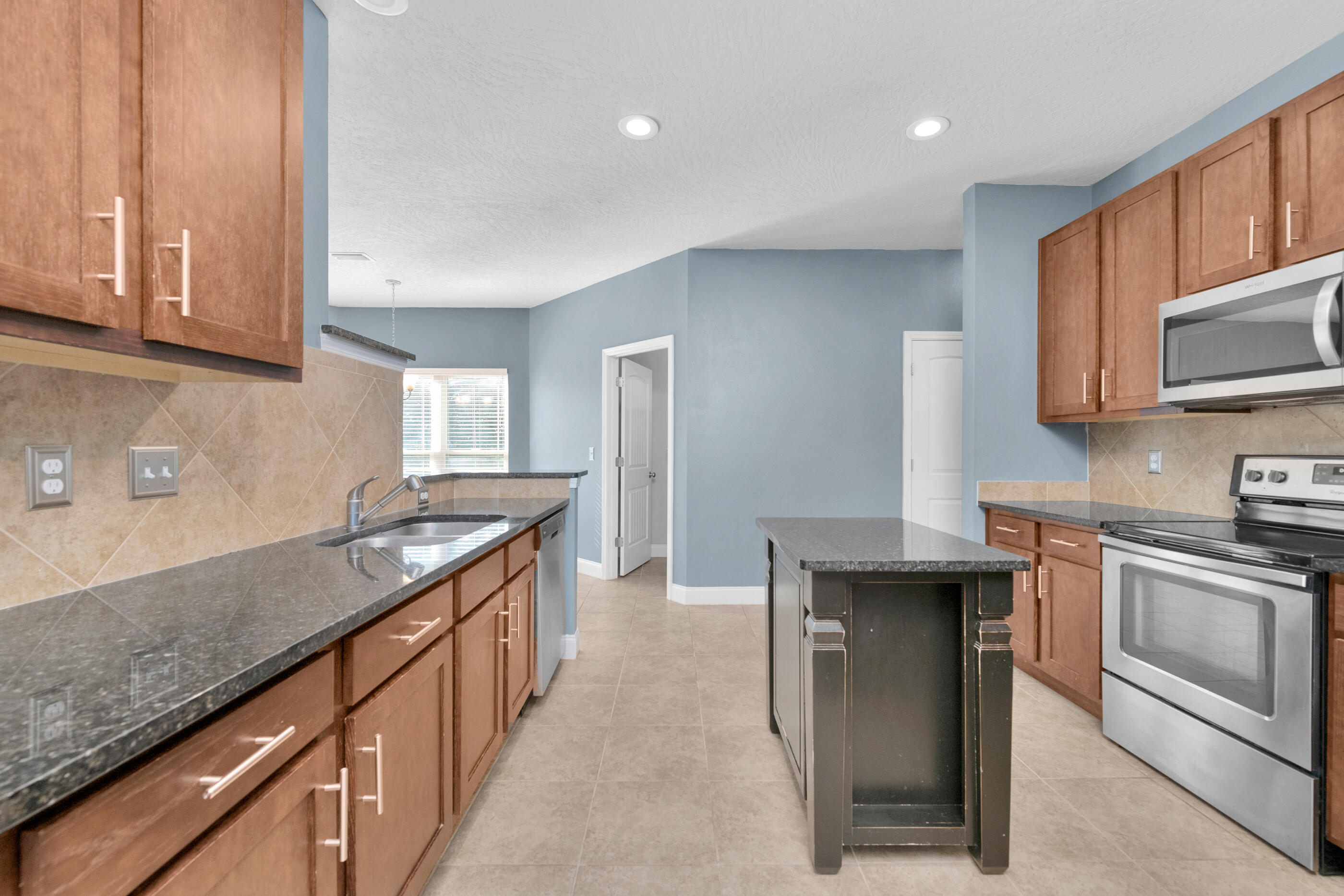 KAITLYNS PRESERVE - Residential