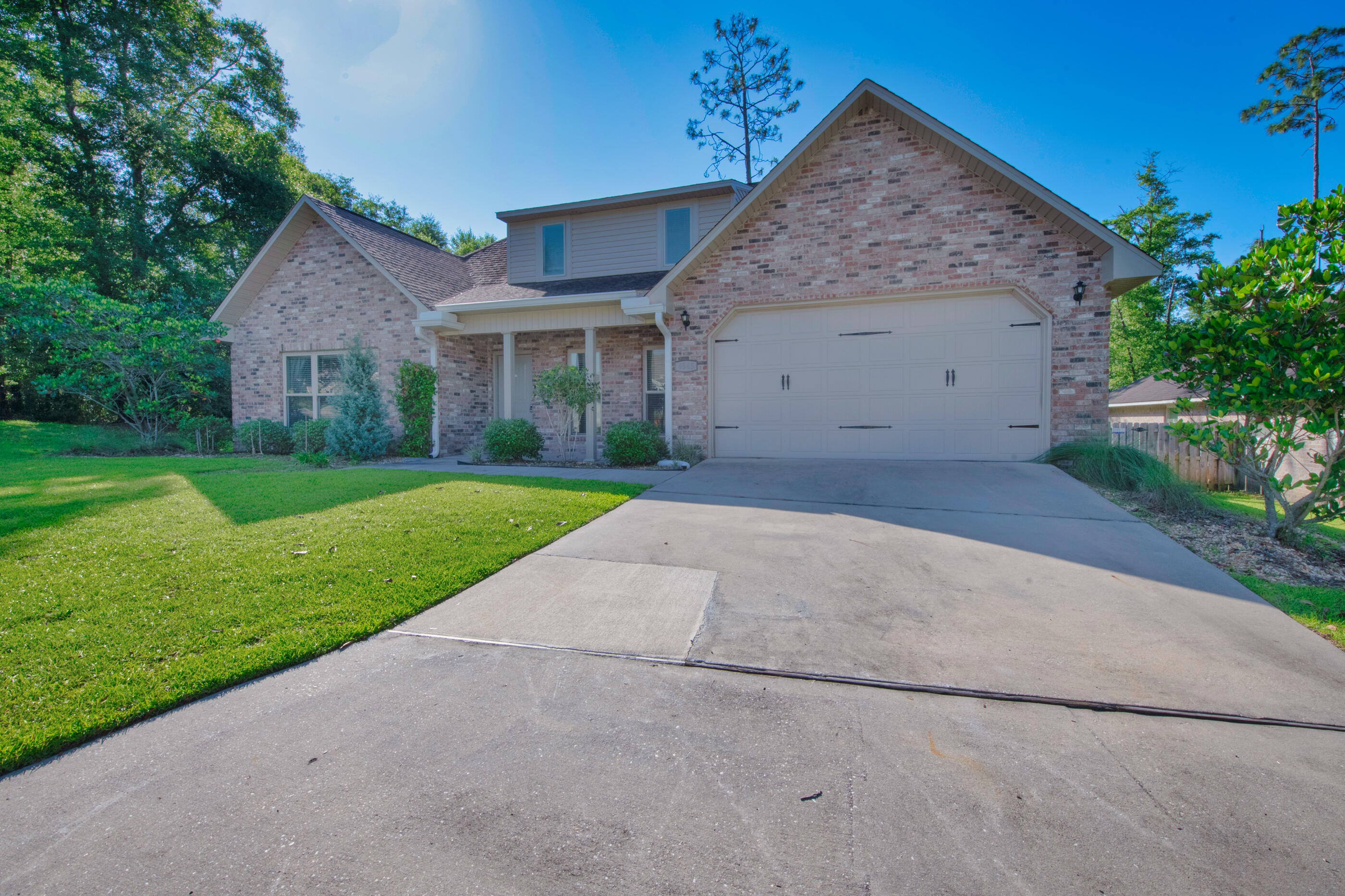 KAITLYNS PRESERVE - Residential