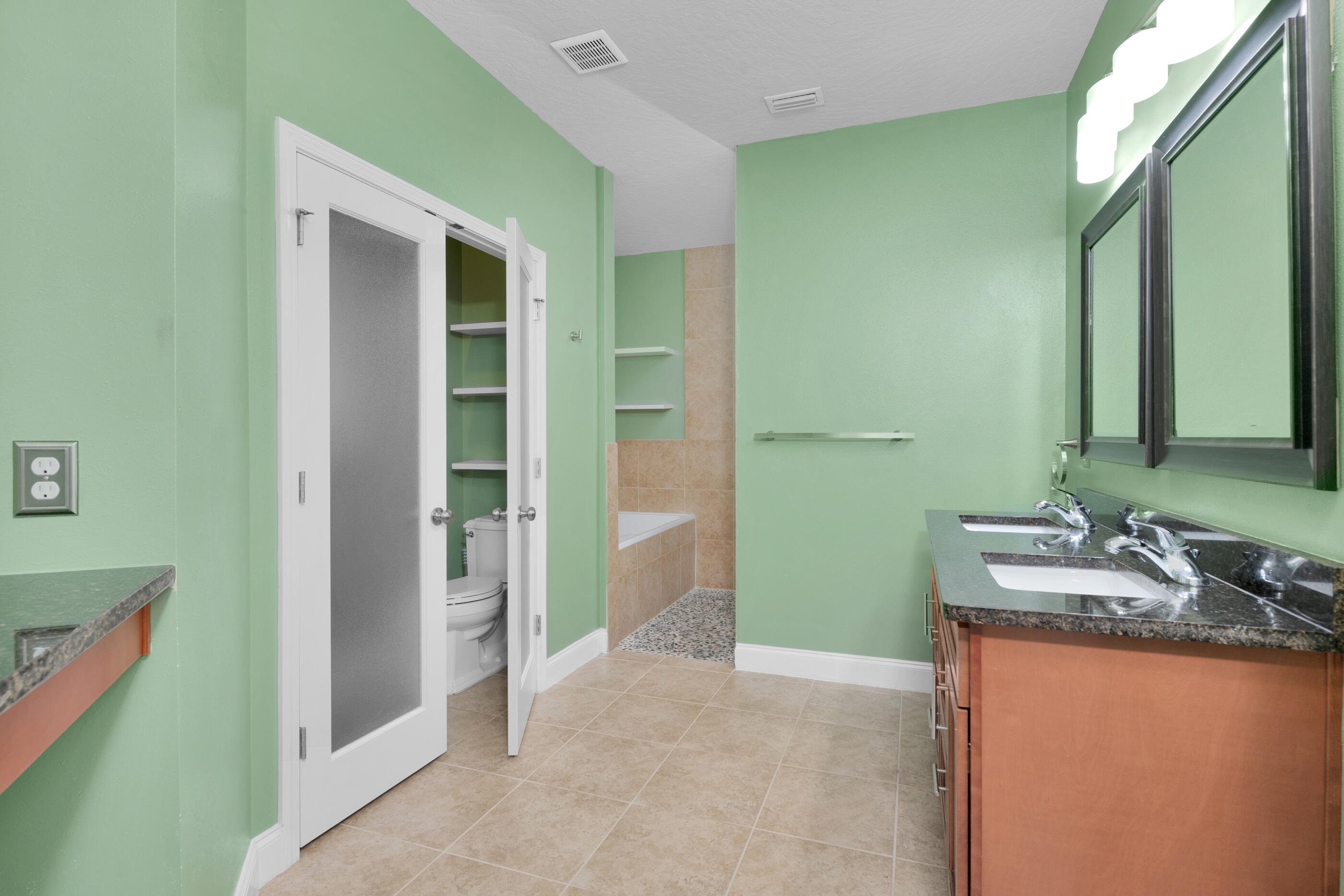 KAITLYNS PRESERVE - Residential