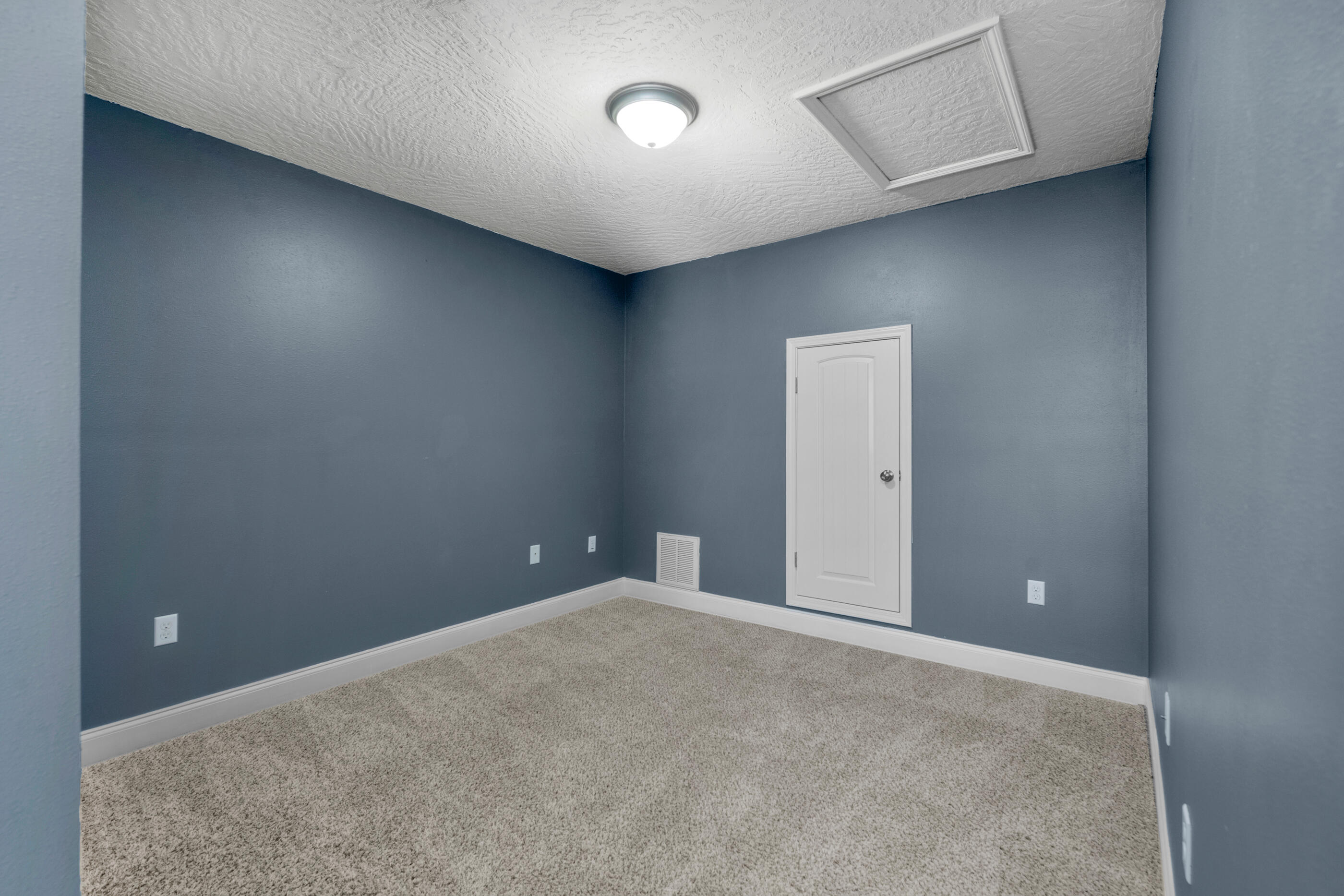 KAITLYNS PRESERVE - Residential