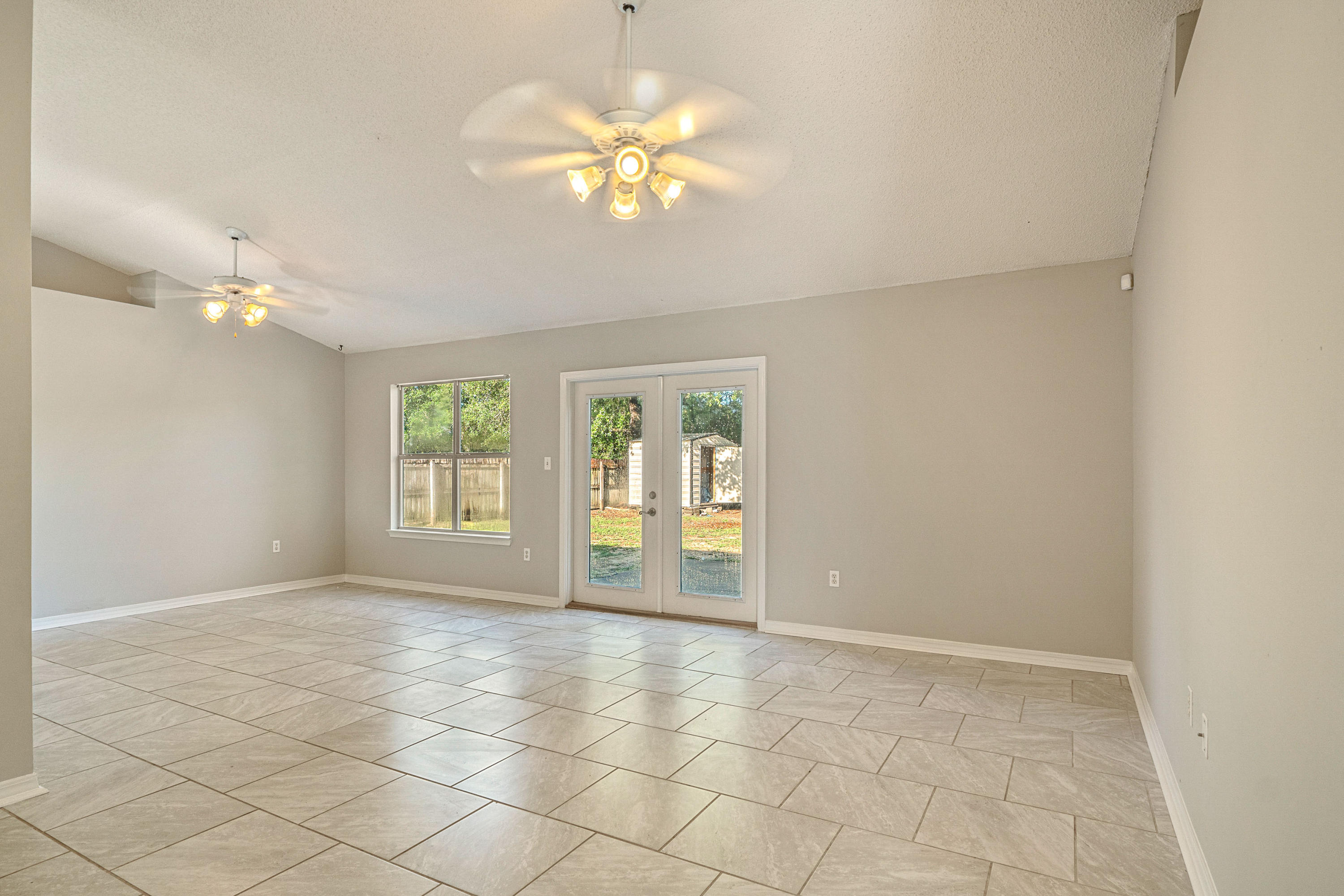 SUGAR CREEK S/D - Residential