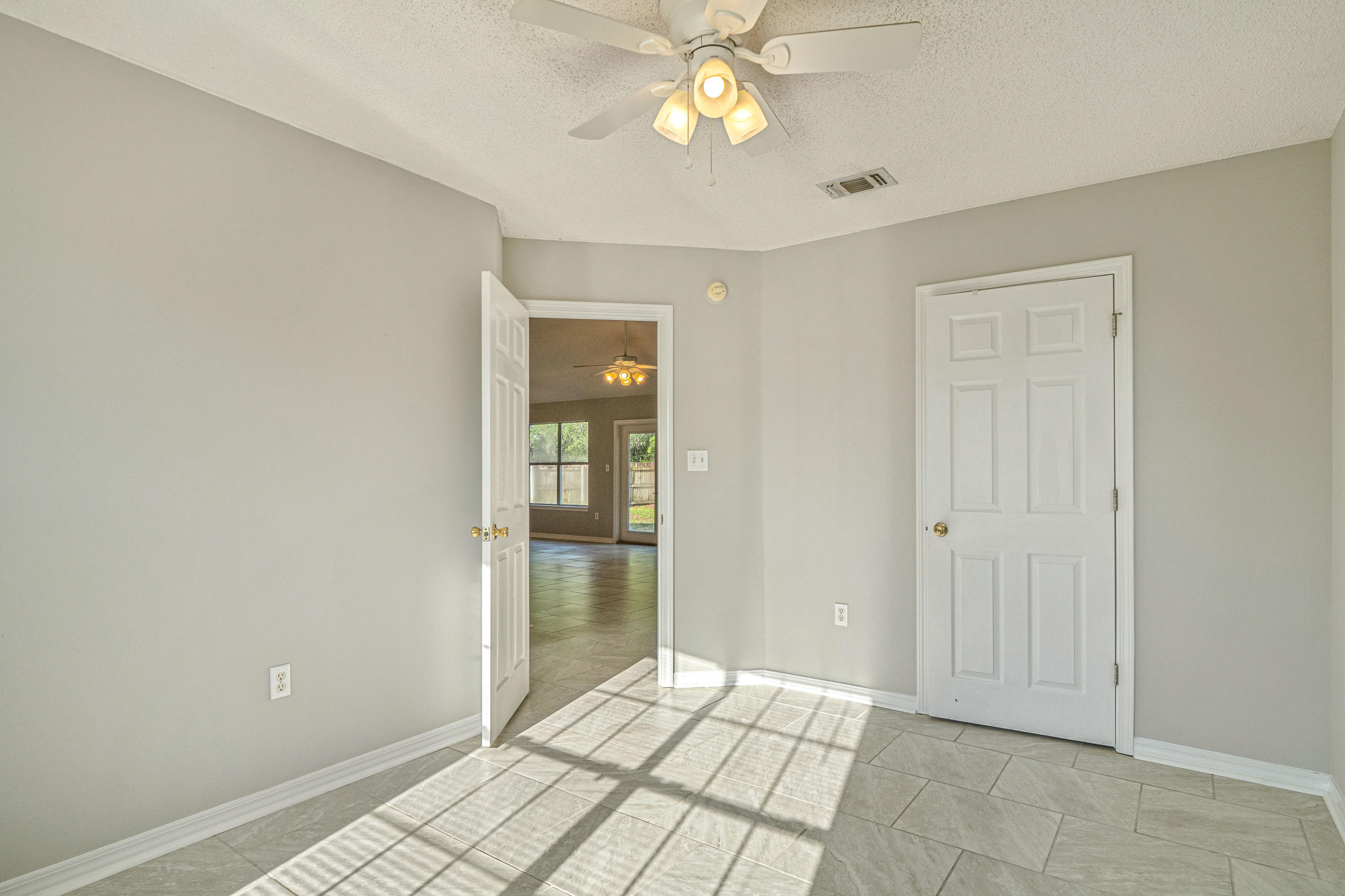 SUGAR CREEK S/D - Residential