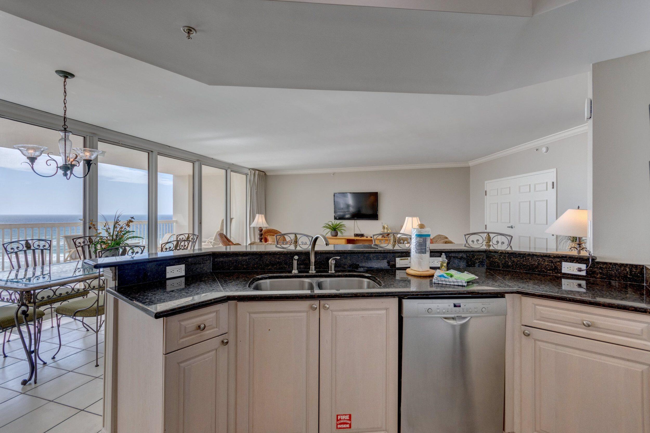 ST. MAARTEN AT SILVER SHELLS - Residential