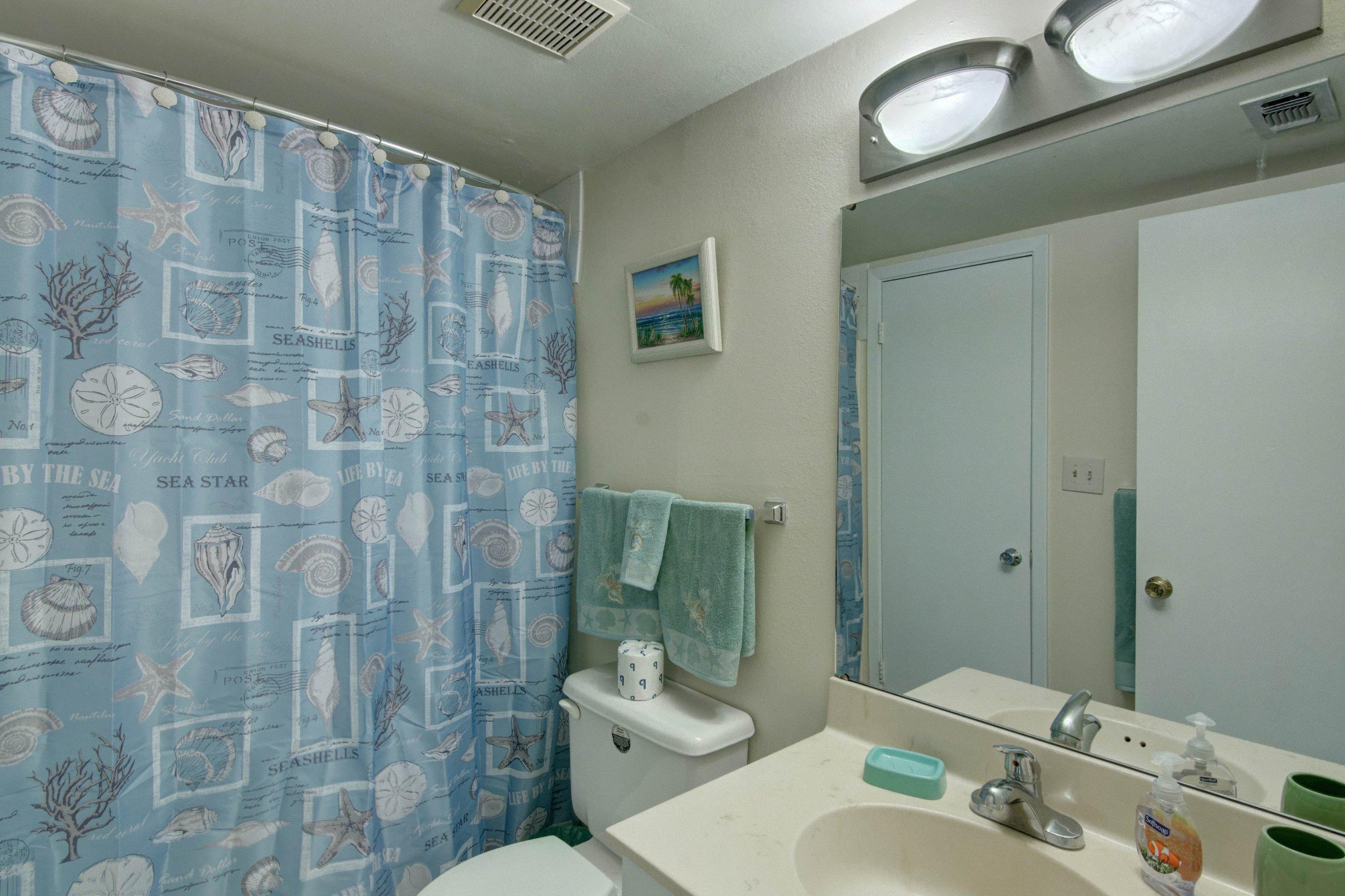 EMERALD ISLE - Residential