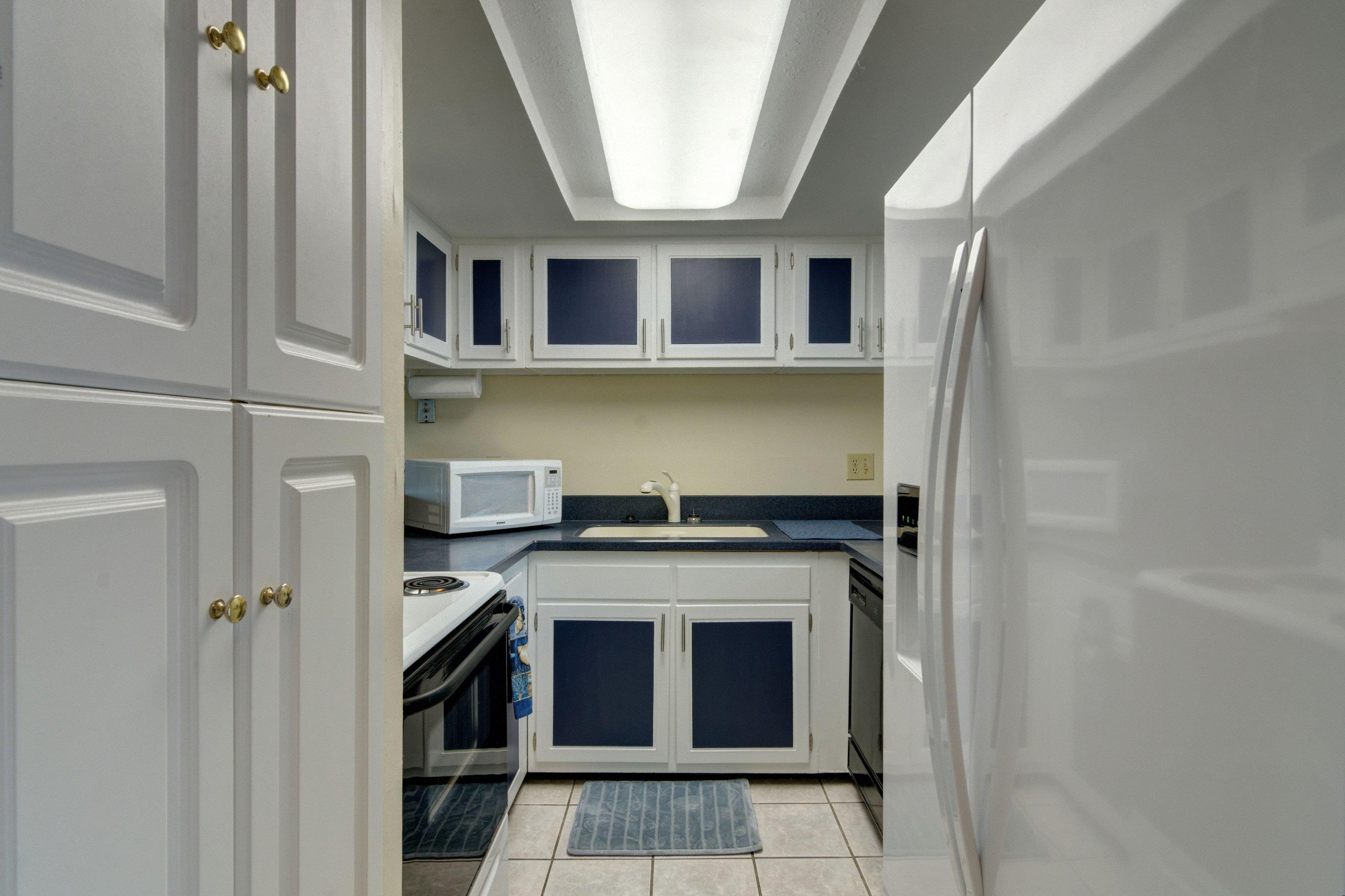 EMERALD ISLE - Residential