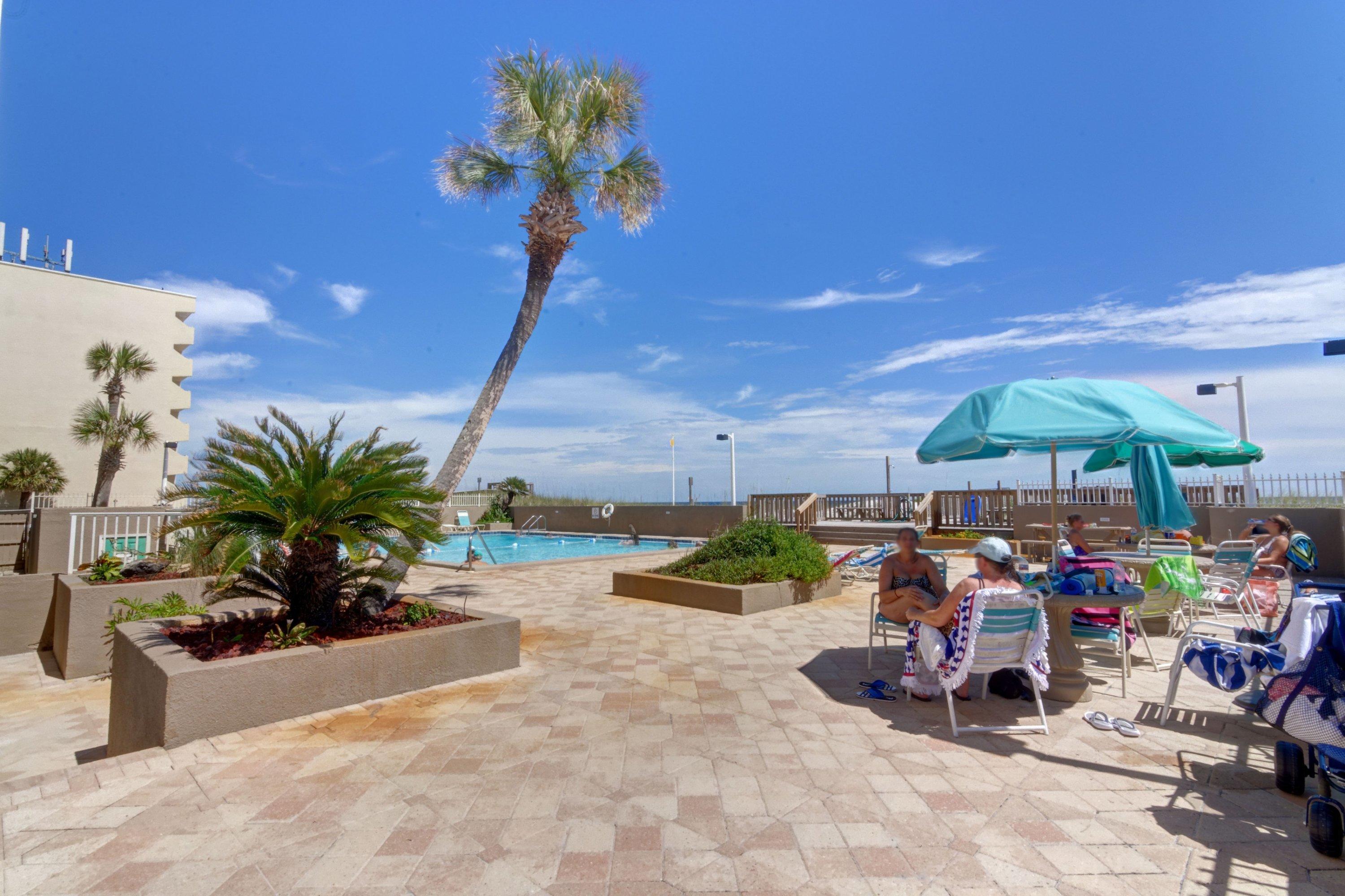 EMERALD ISLE - Residential