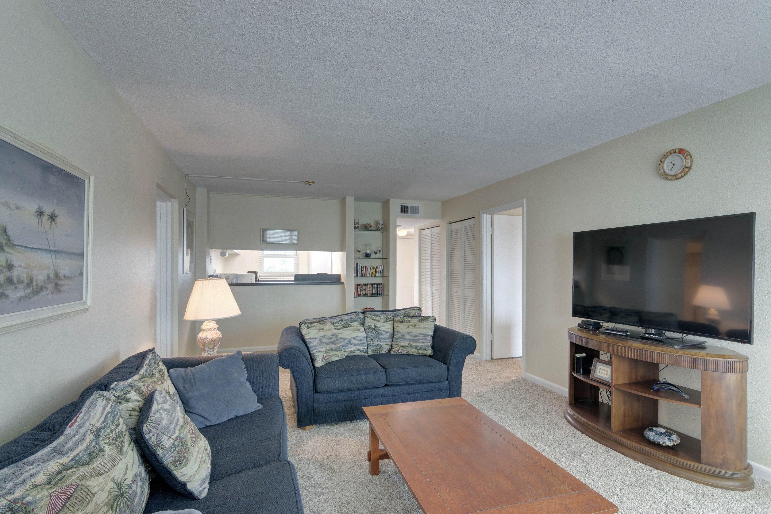 EMERALD ISLE - Residential