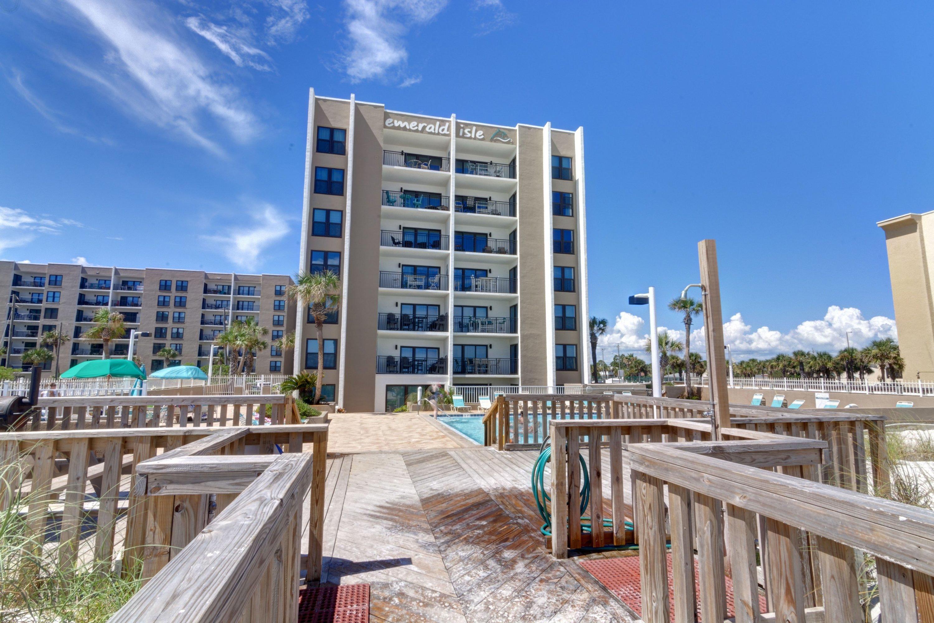 EMERALD ISLE - Residential