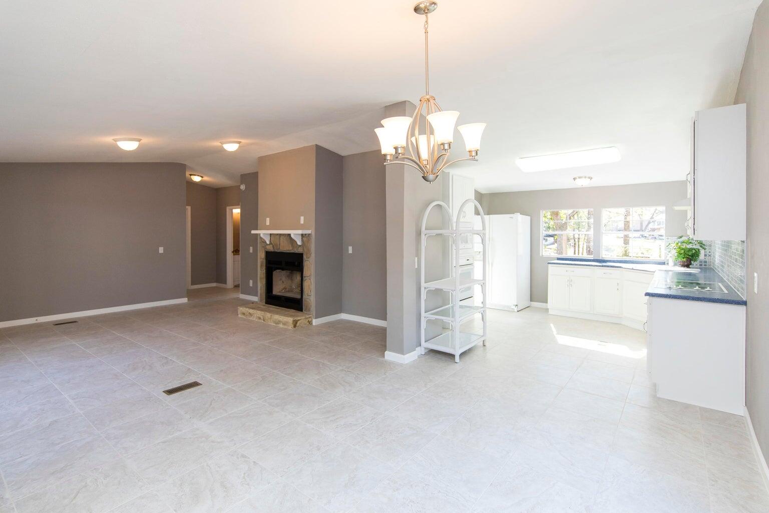 FREEPORT TOWN OF - Residential