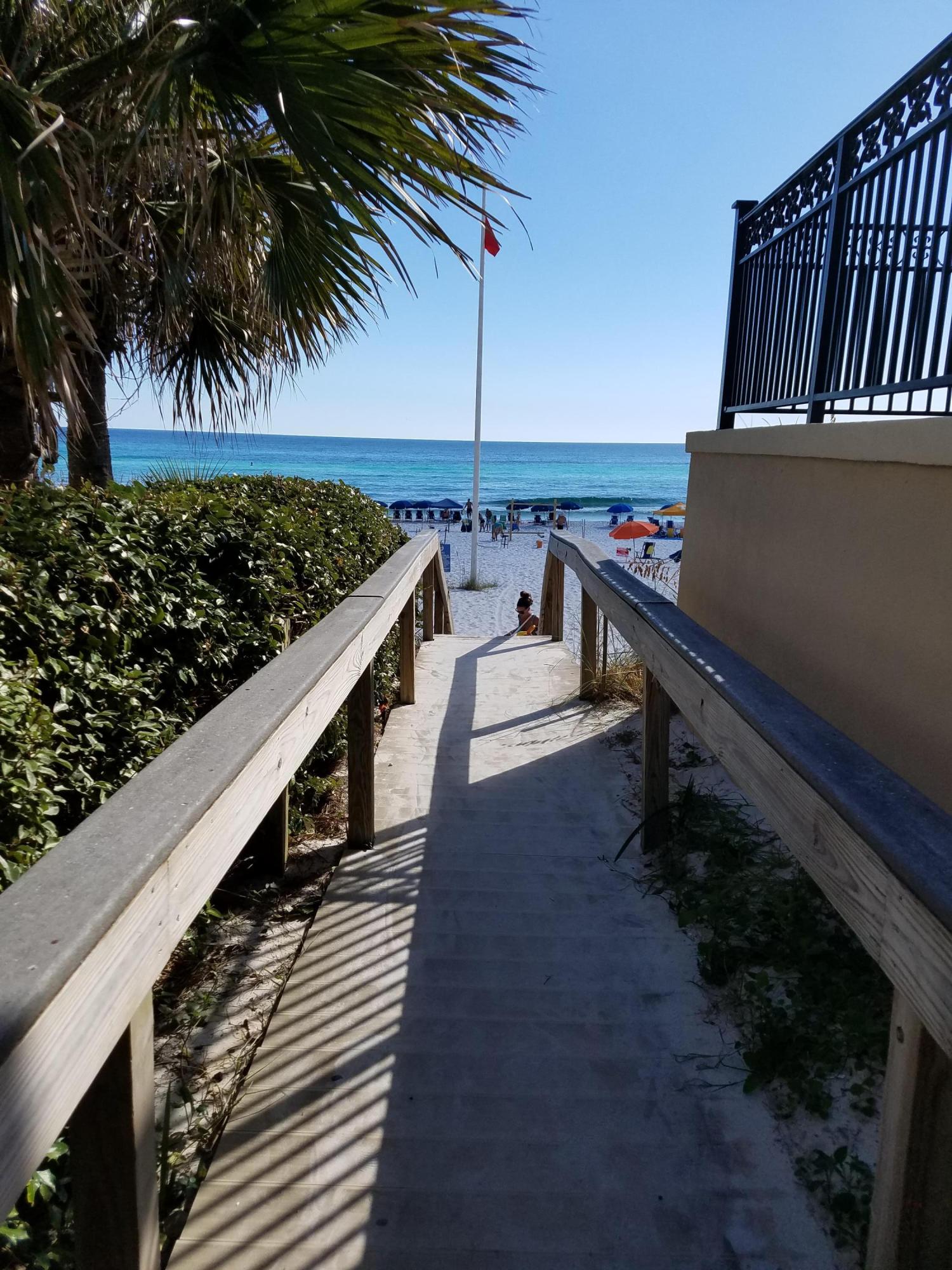 CRYSTAL BEACH - Residential