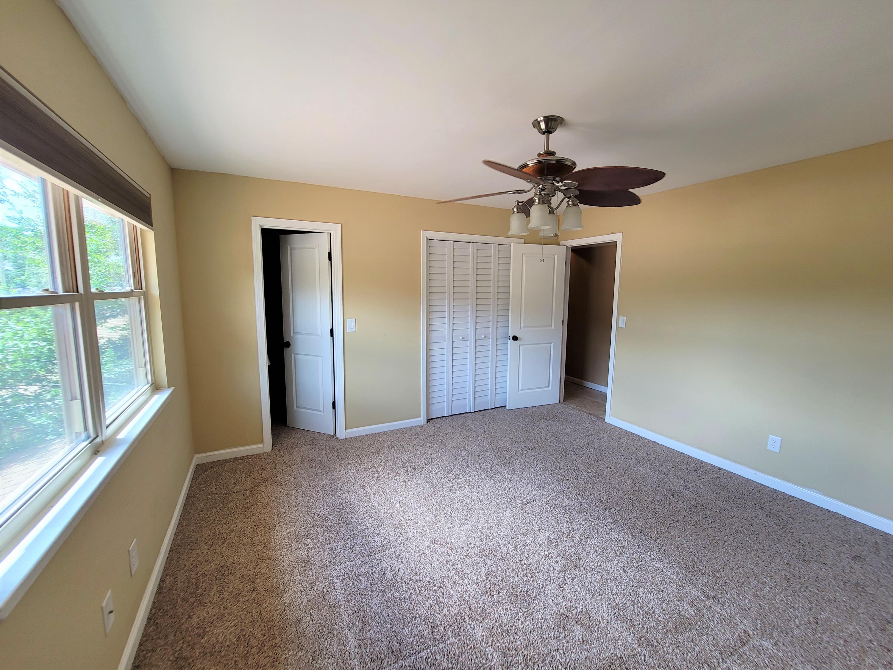 BAYWOOD T/H - Residential