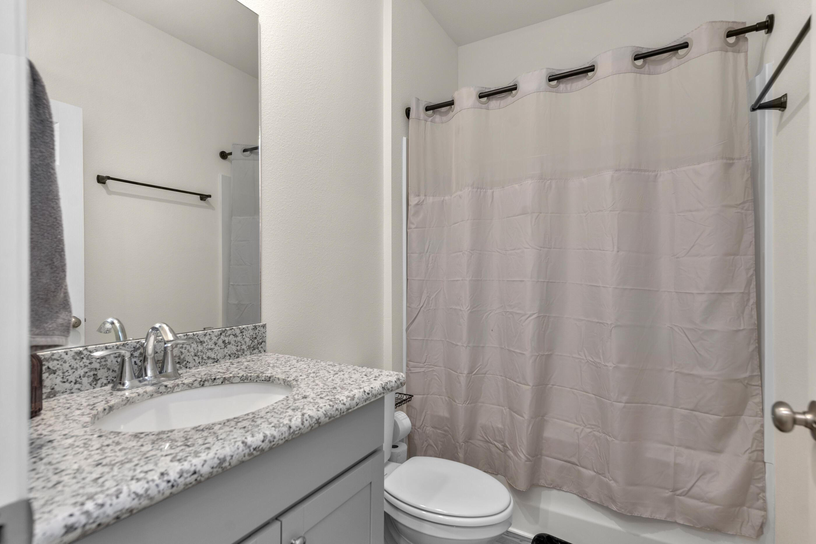 Airway Oaks - Residential Lease