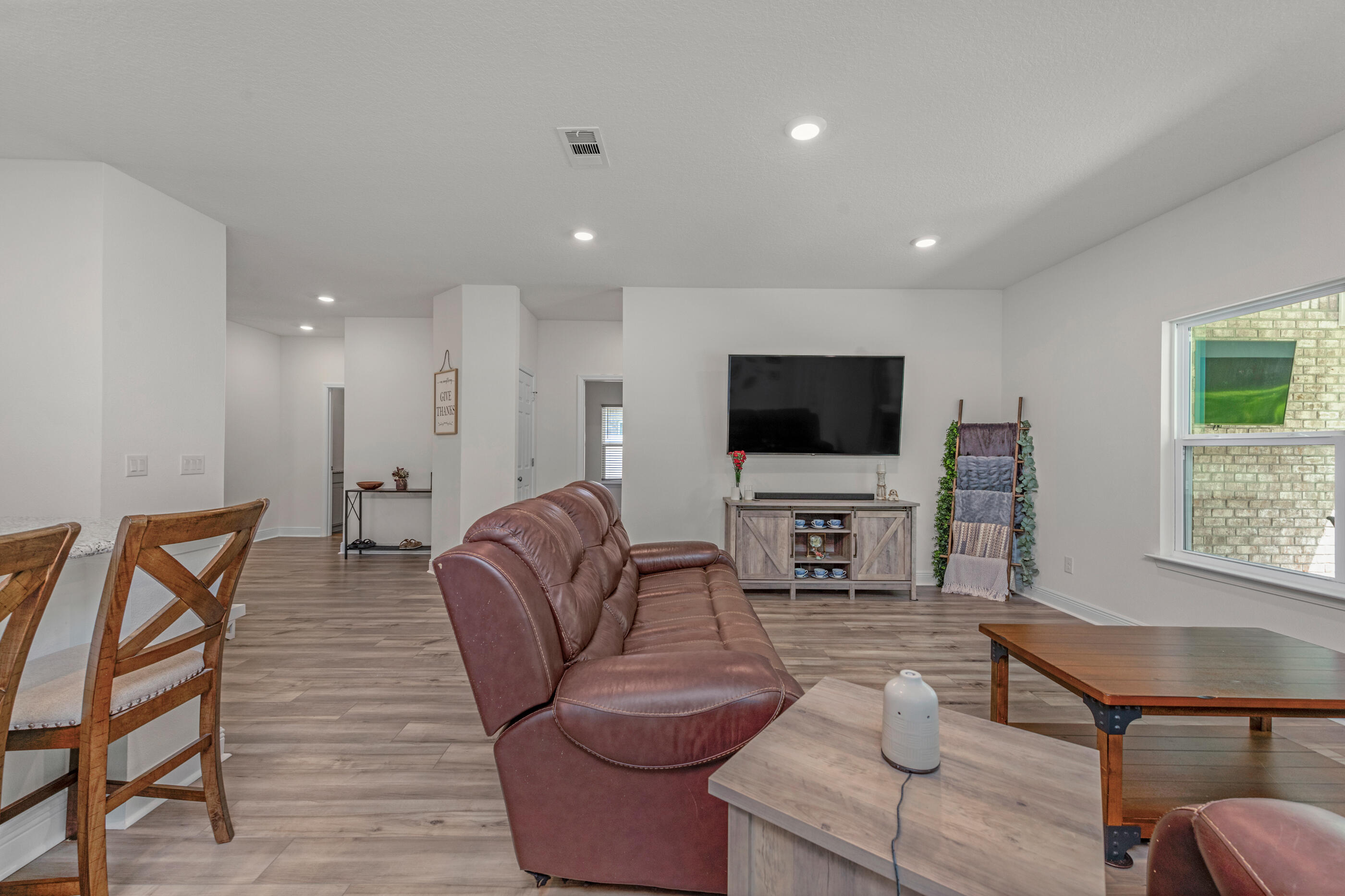 Airway Oaks - Residential Lease