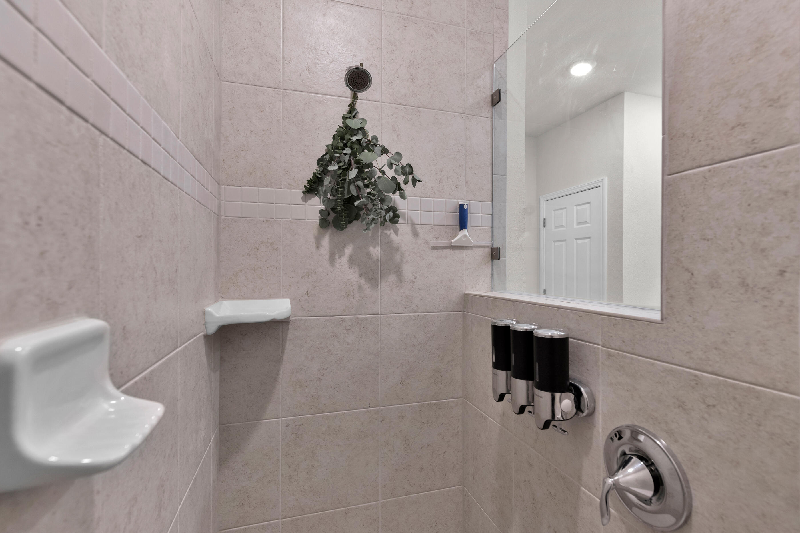 Airway Oaks - Residential Lease