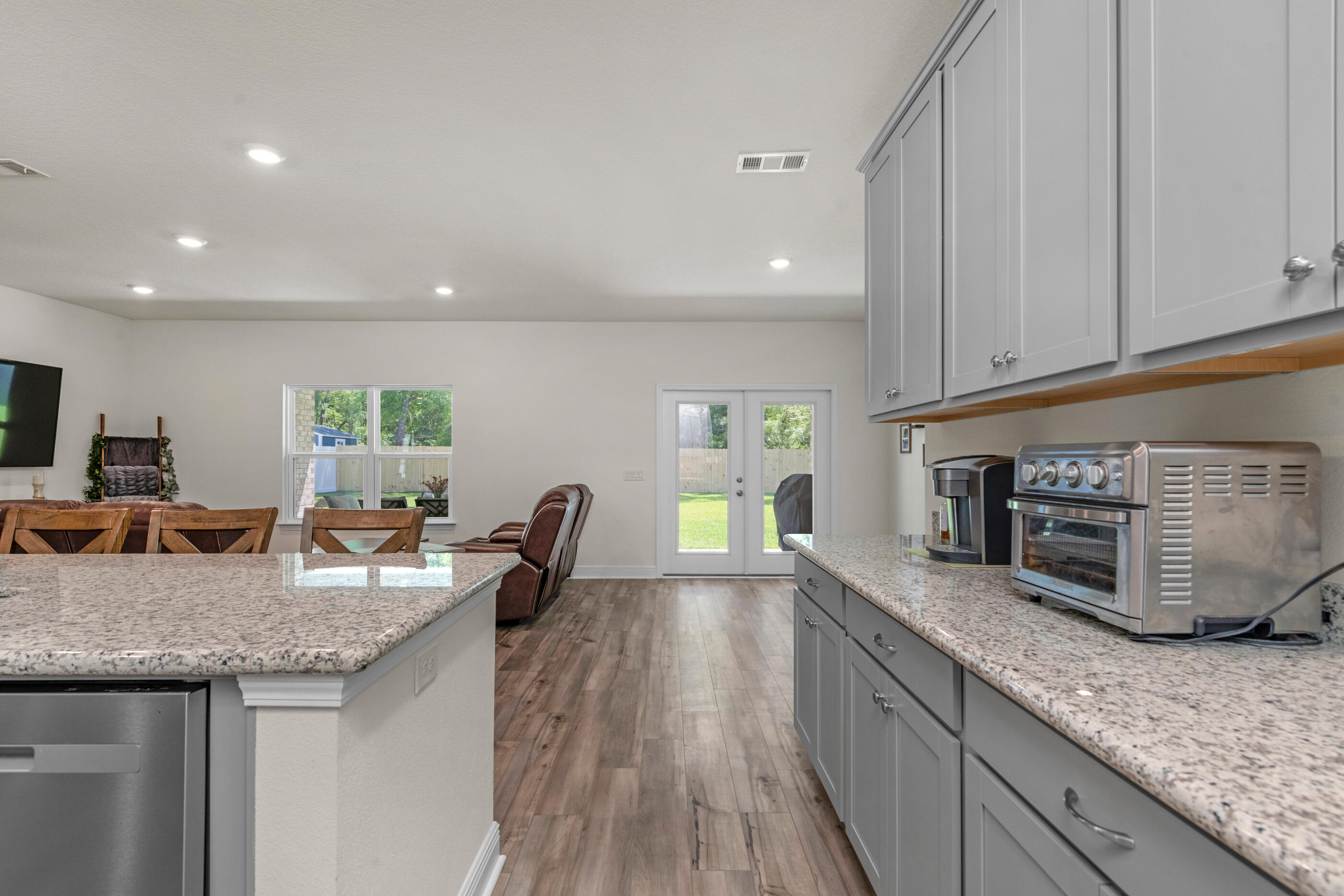 Airway Oaks - Residential Lease