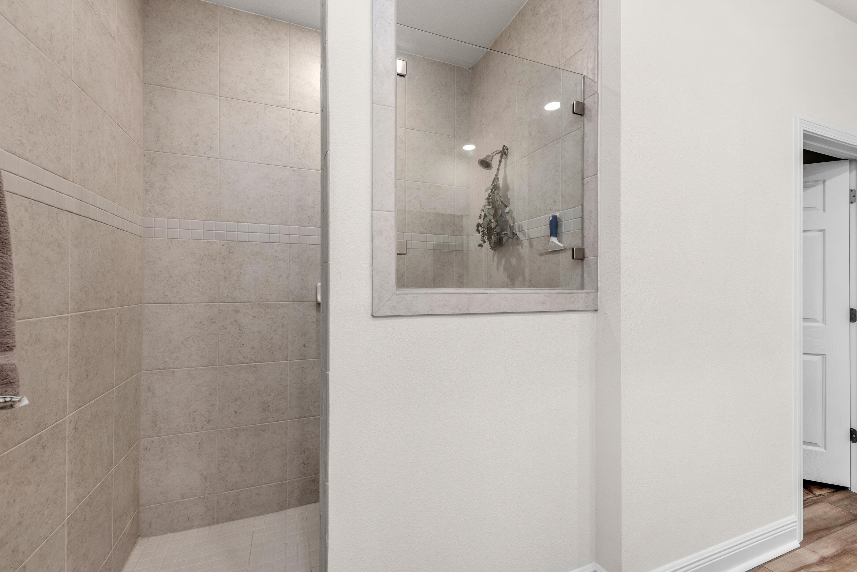 Airway Oaks - Residential Lease