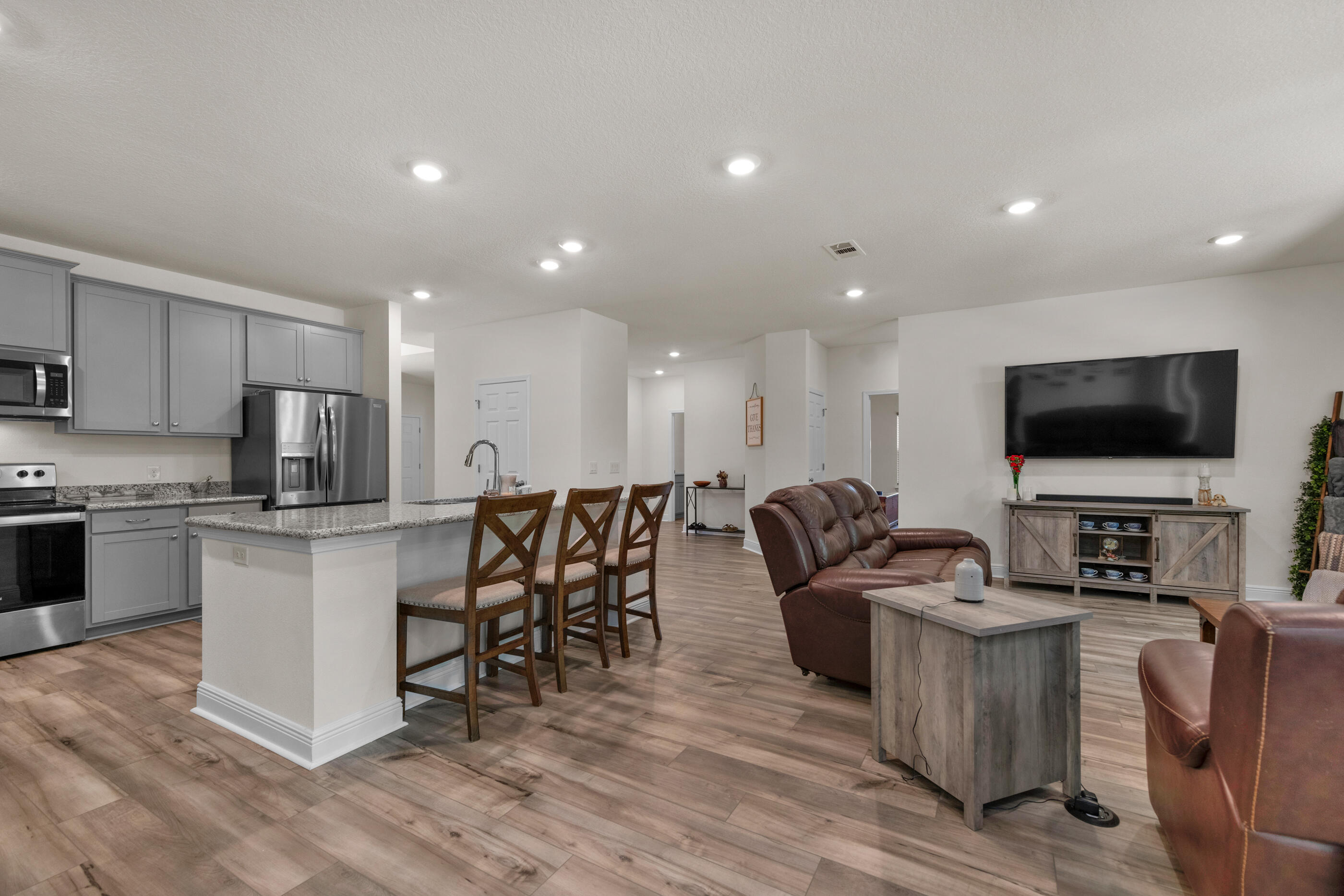 Airway Oaks - Residential Lease