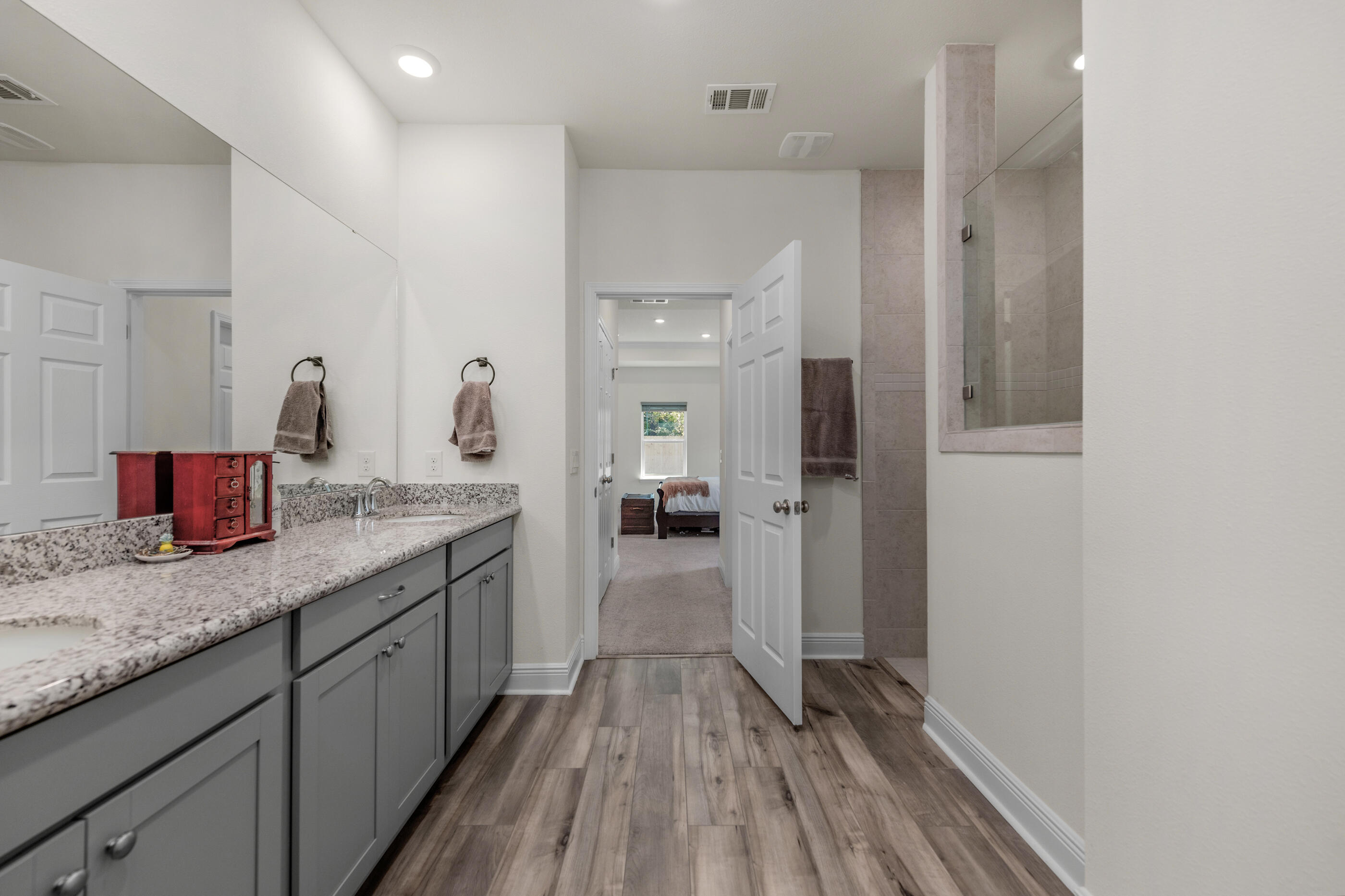 Airway Oaks - Residential Lease