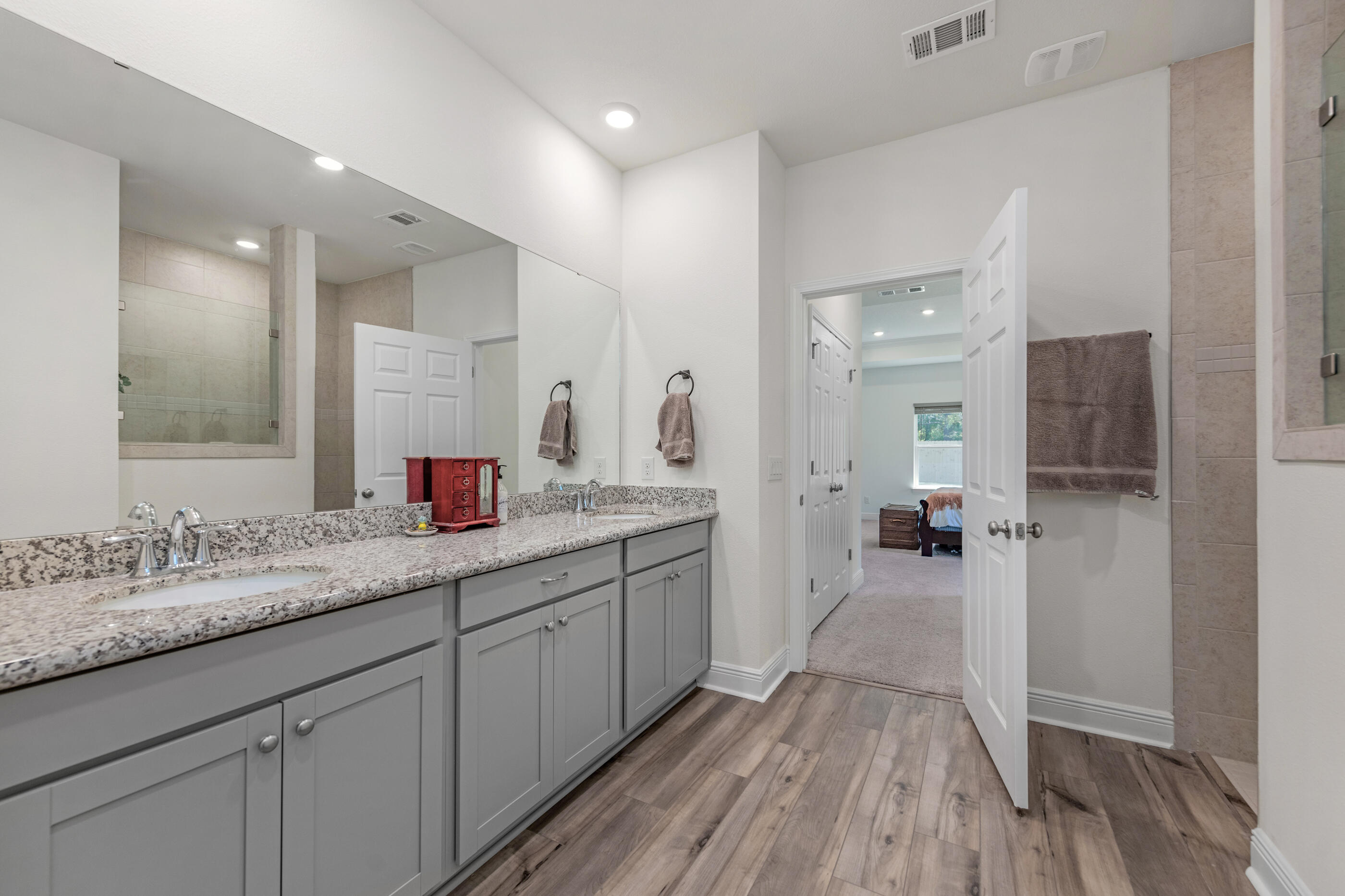 Airway Oaks - Residential Lease