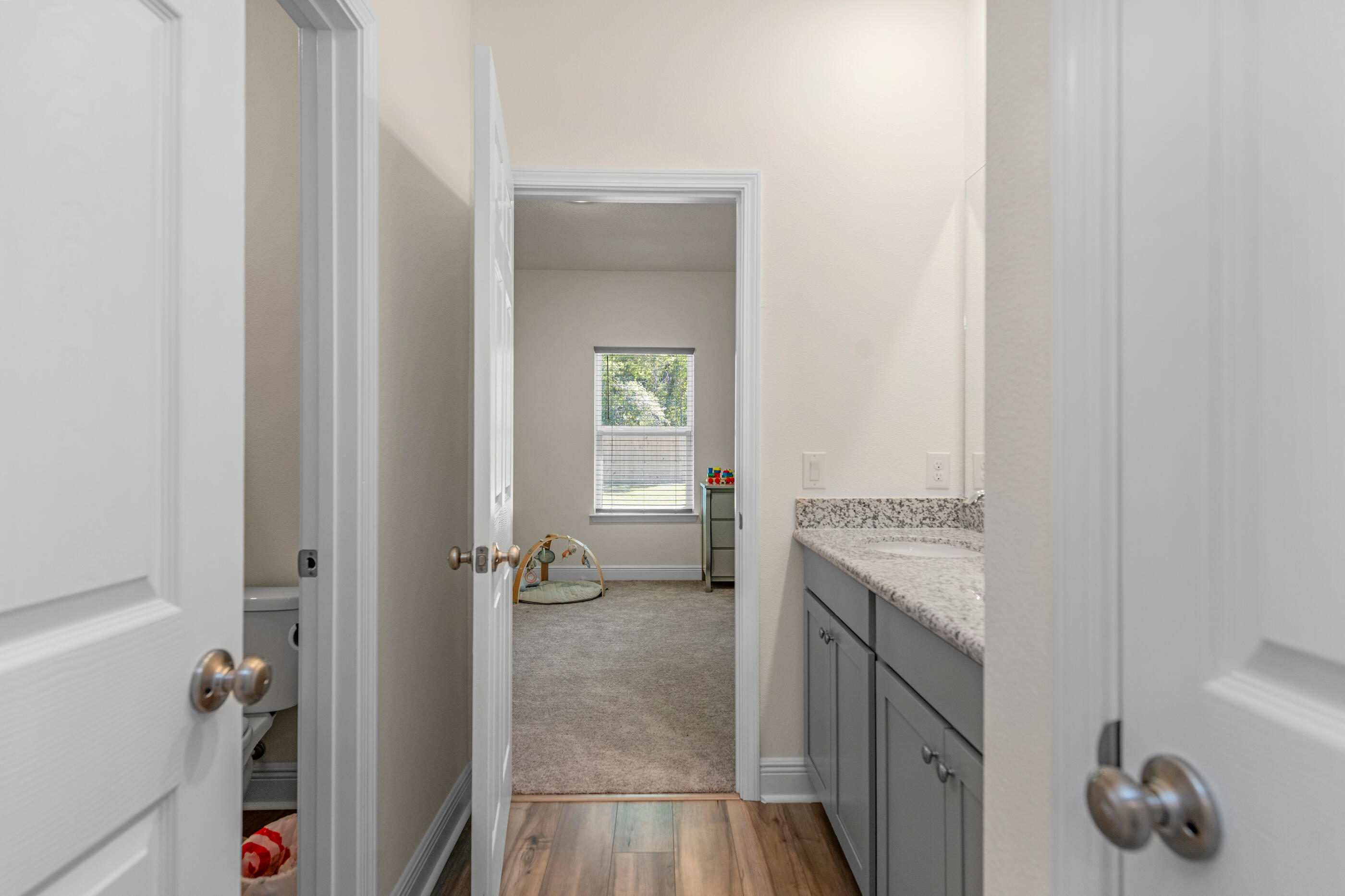 Airway Oaks - Residential Lease