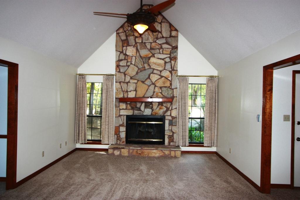 BAYOU POQUITO - Residential