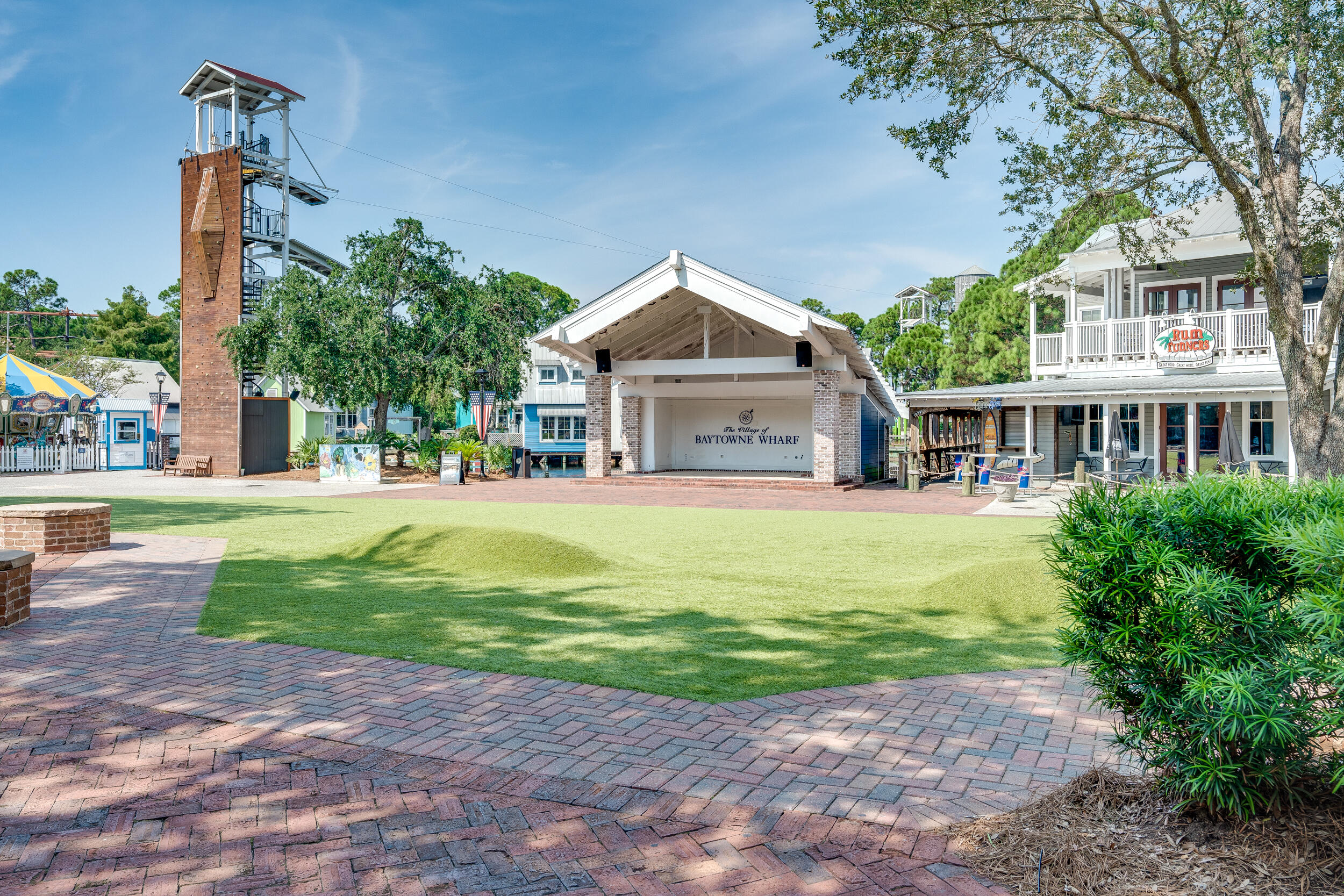 OBSERVATION POINT - Residential