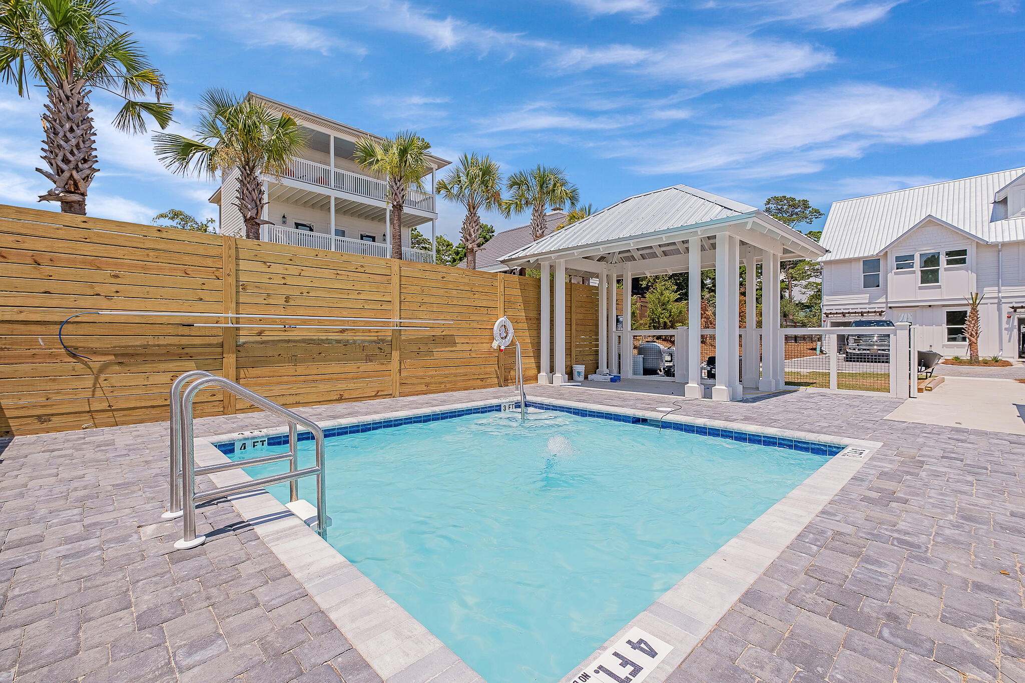Blue Gulf Townhomes - Residential