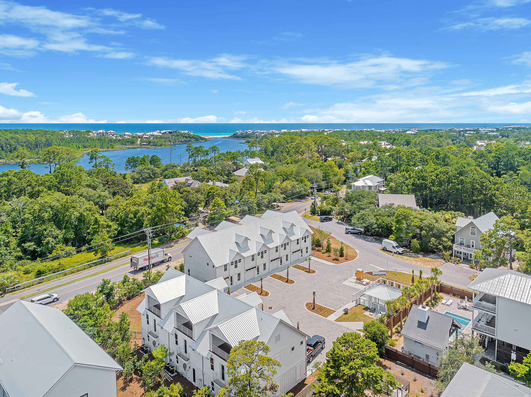 Blue Gulf Townhomes - Residential