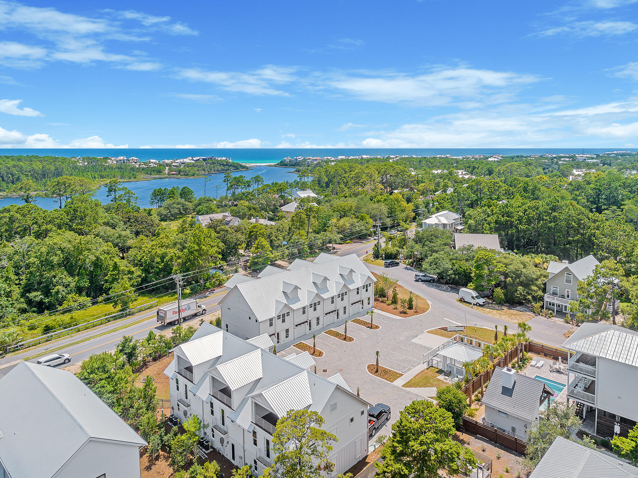 Blue Gulf Townhomes - Residential