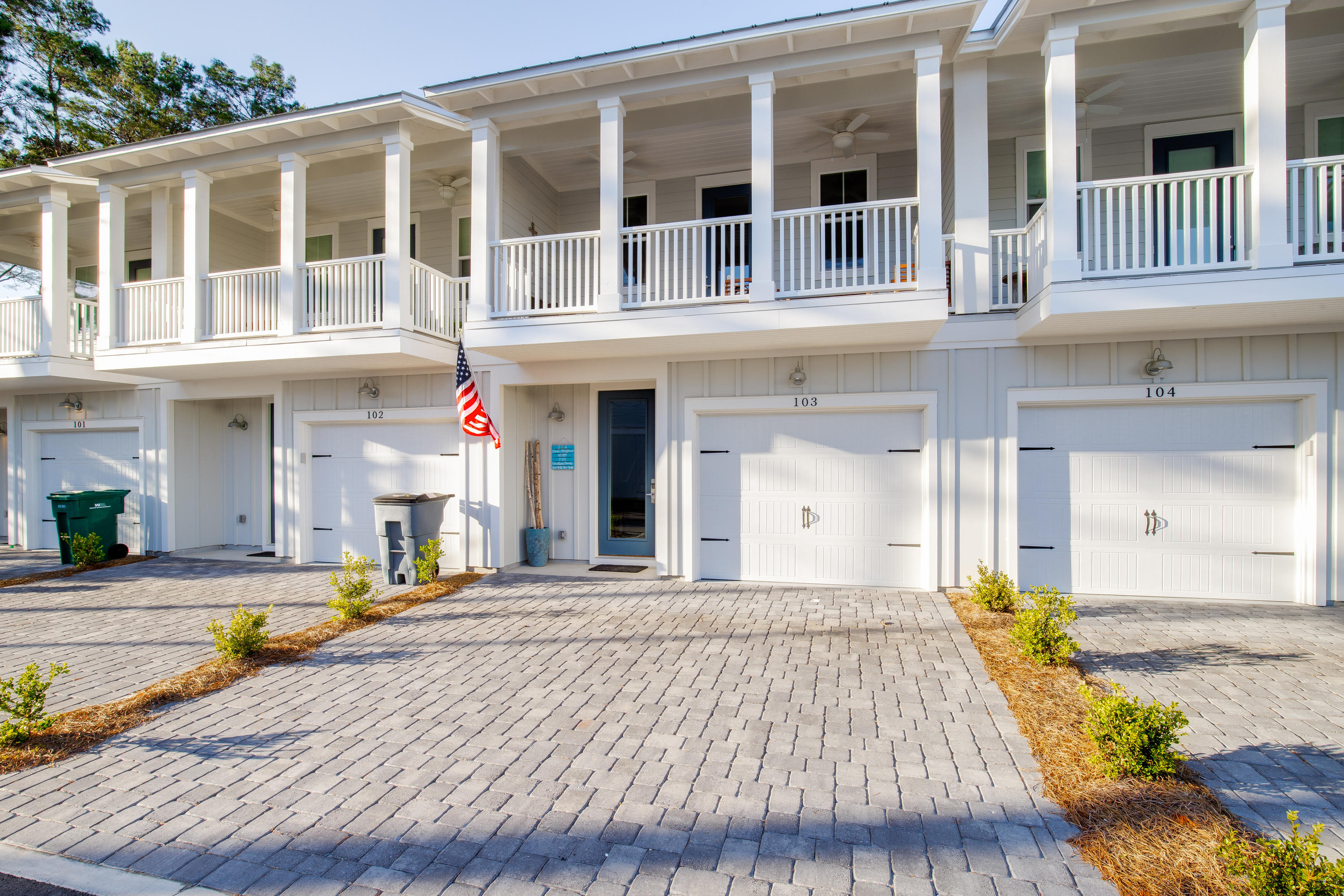 30a townhomes - Residential