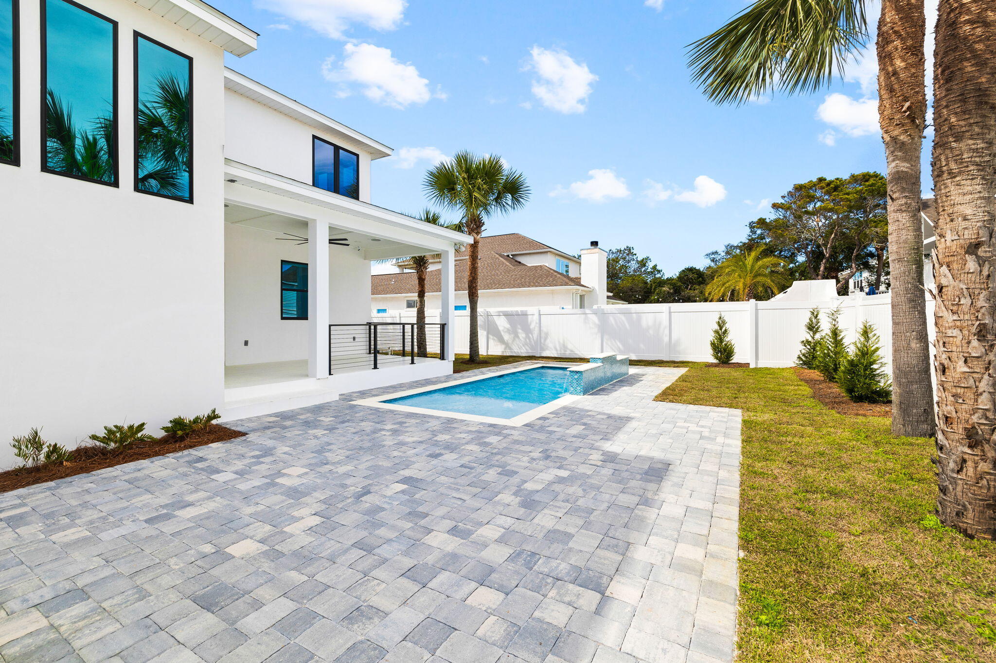 SAND CLIFFS - Residential