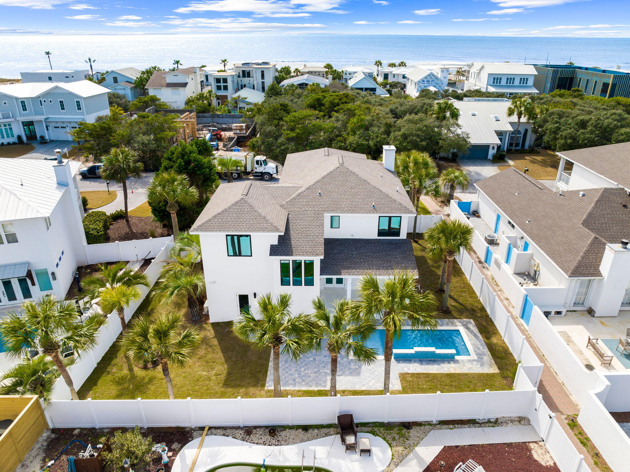 SAND CLIFFS - Residential