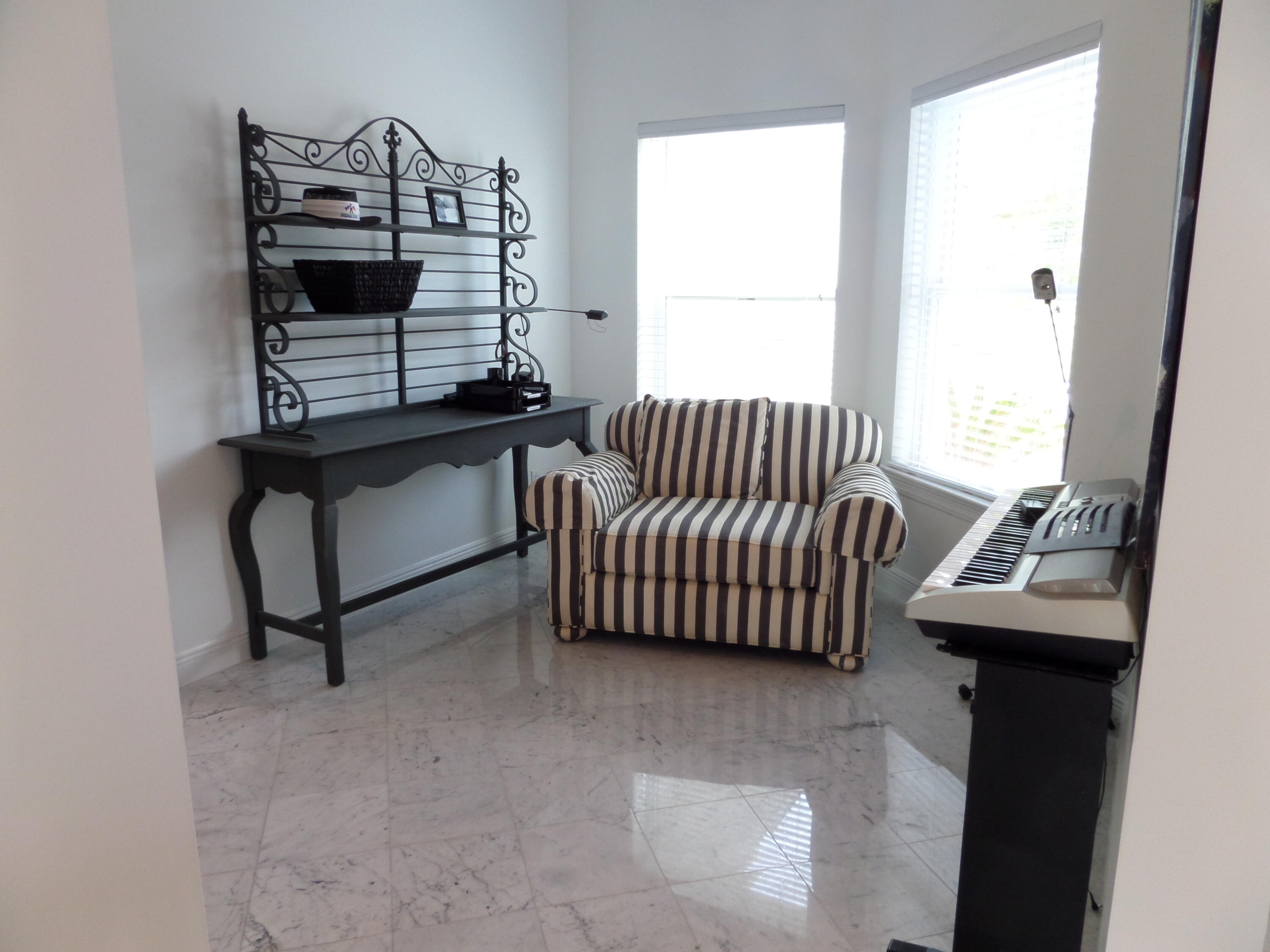 SUNSET BEACH - Residential