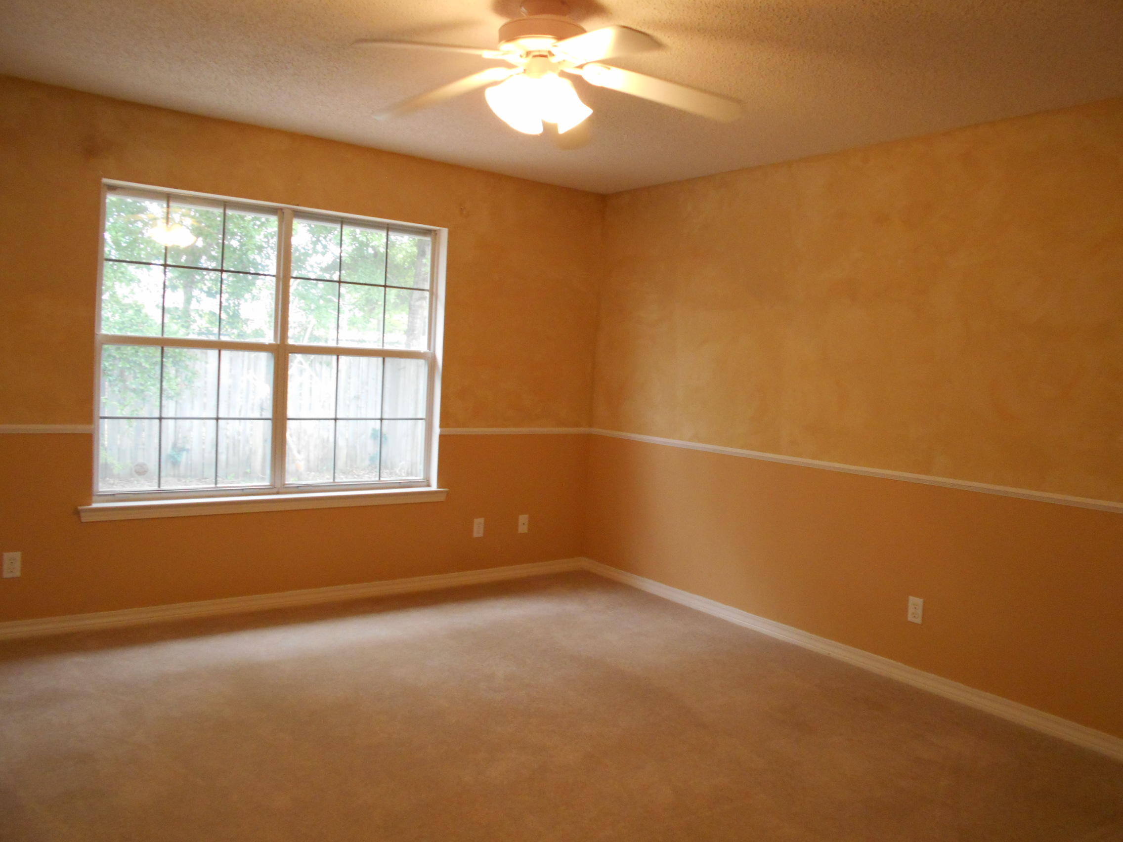 VILLA DANIELLE 1ST ADDN - Residential