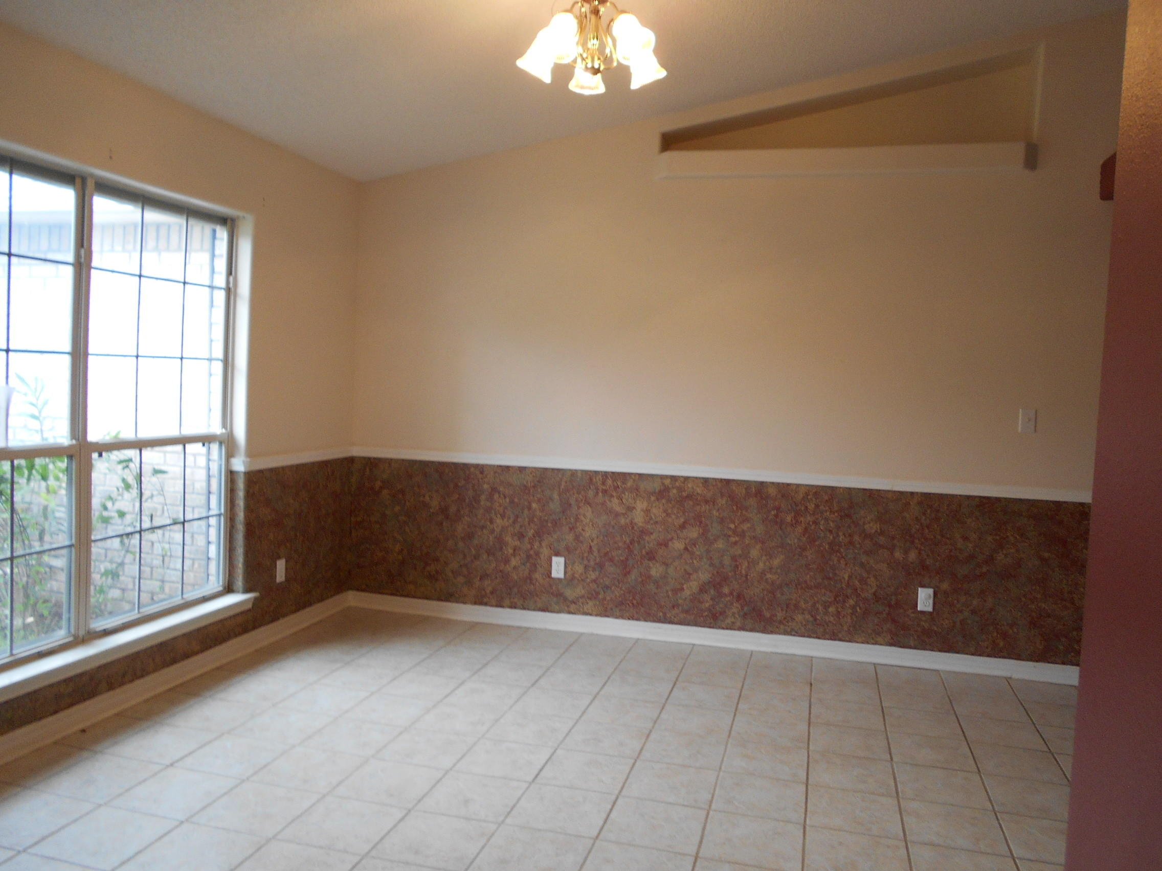 VILLA DANIELLE 1ST ADDN - Residential