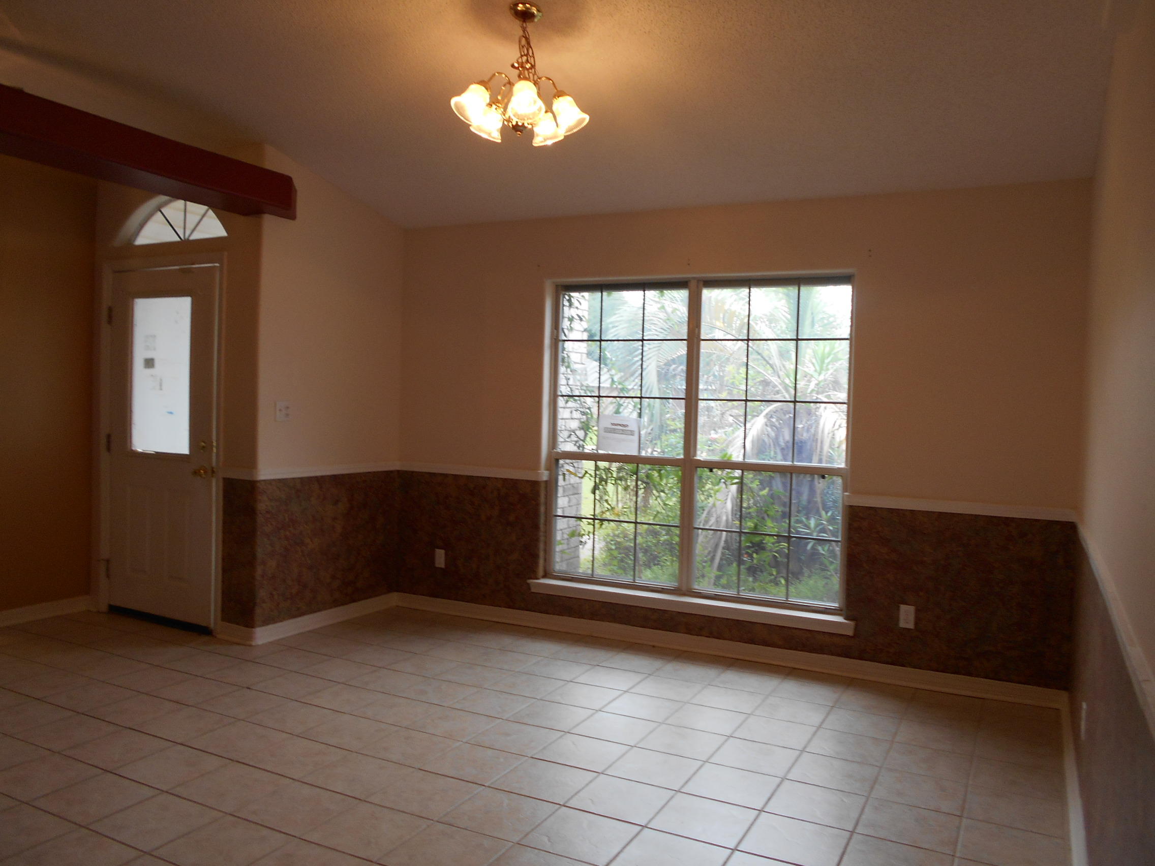 VILLA DANIELLE 1ST ADDN - Residential