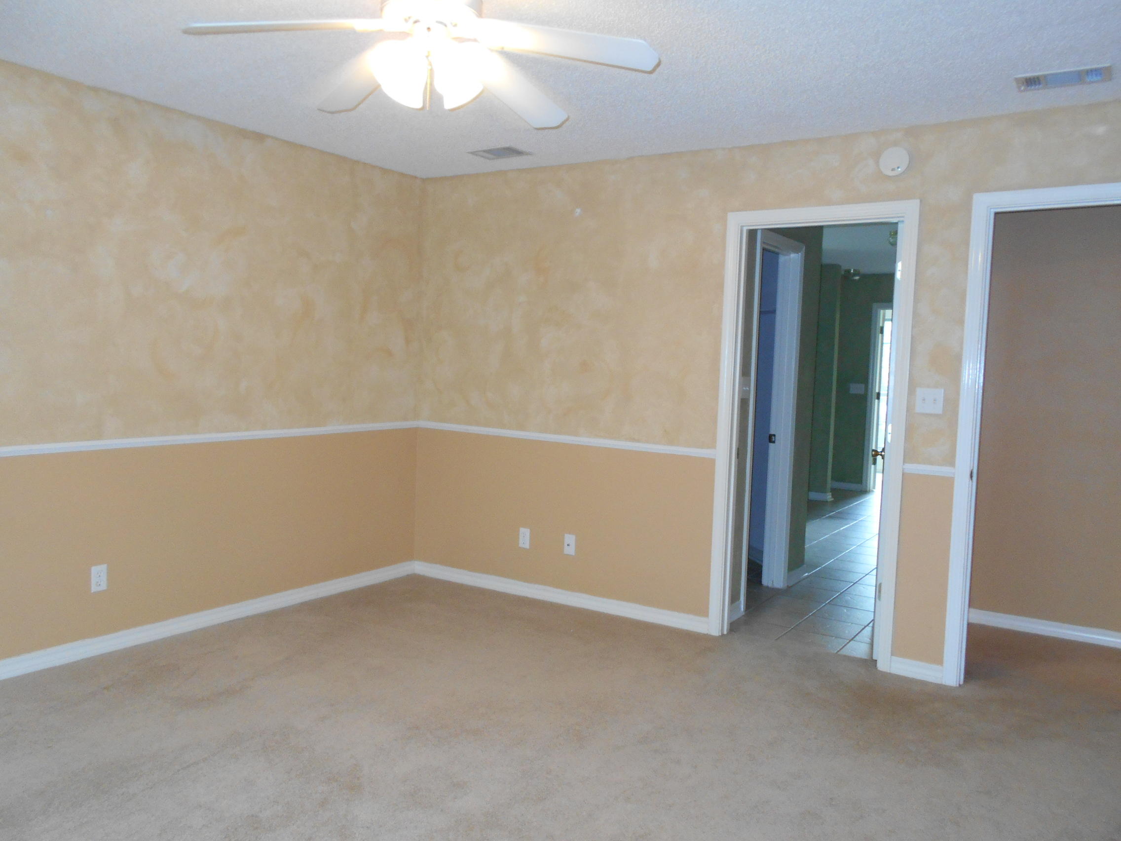 VILLA DANIELLE 1ST ADDN - Residential