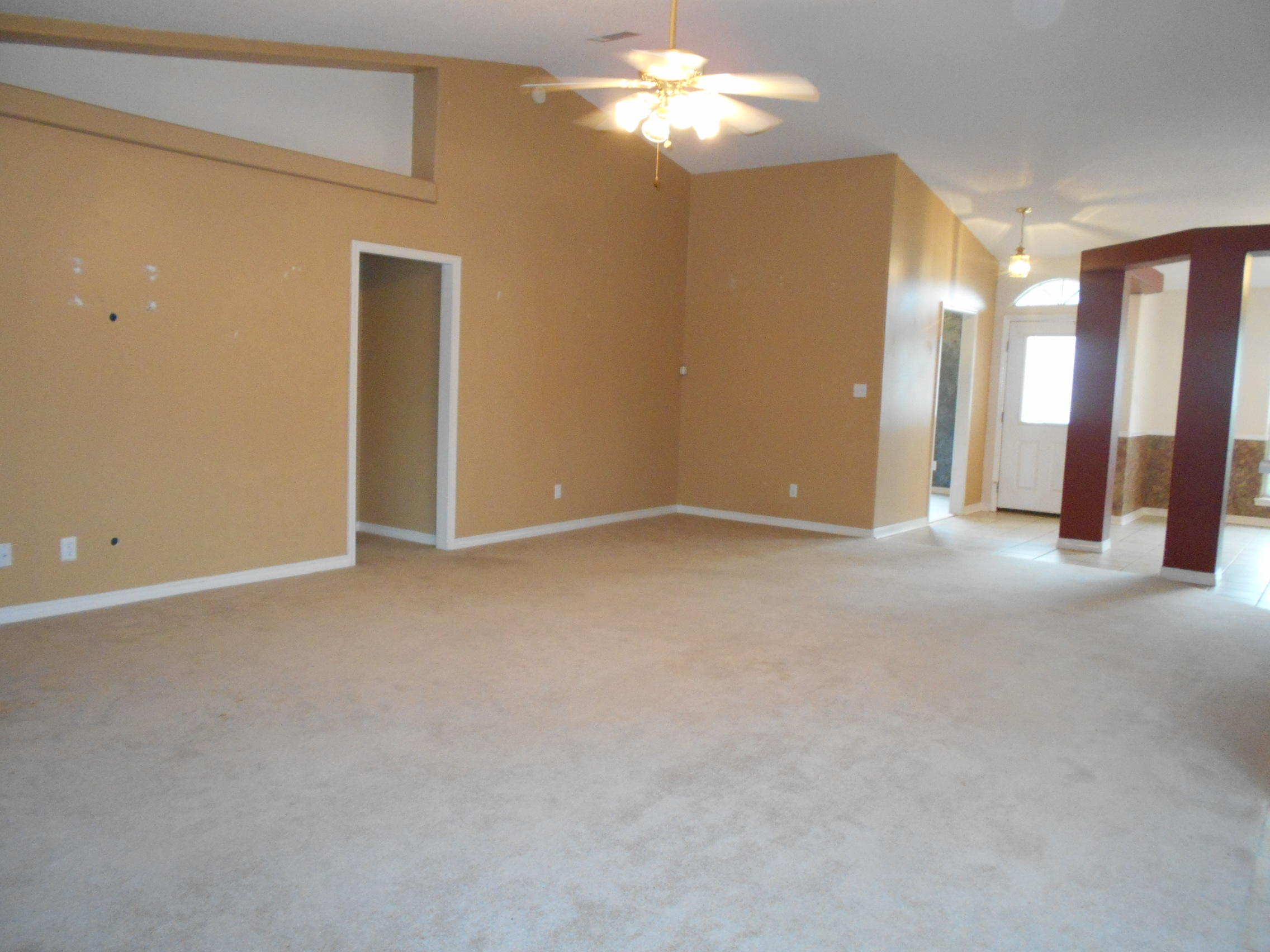 VILLA DANIELLE 1ST ADDN - Residential