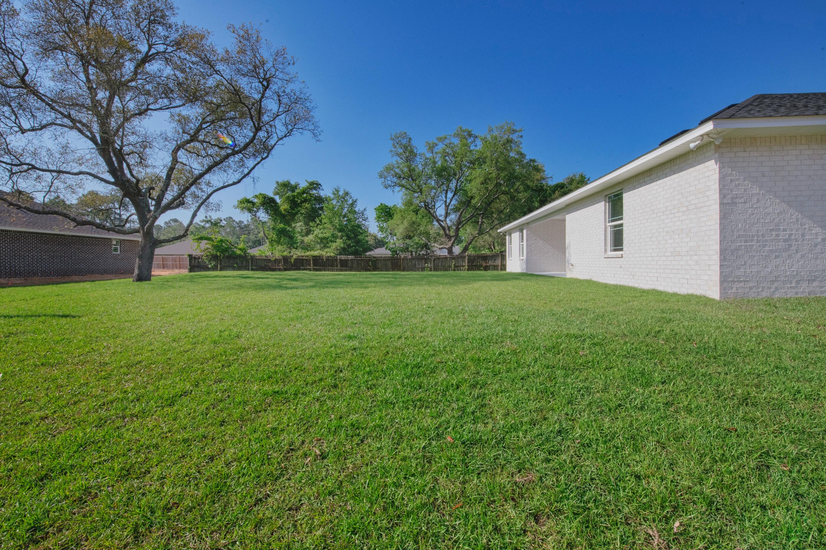 THE PINES - Residential