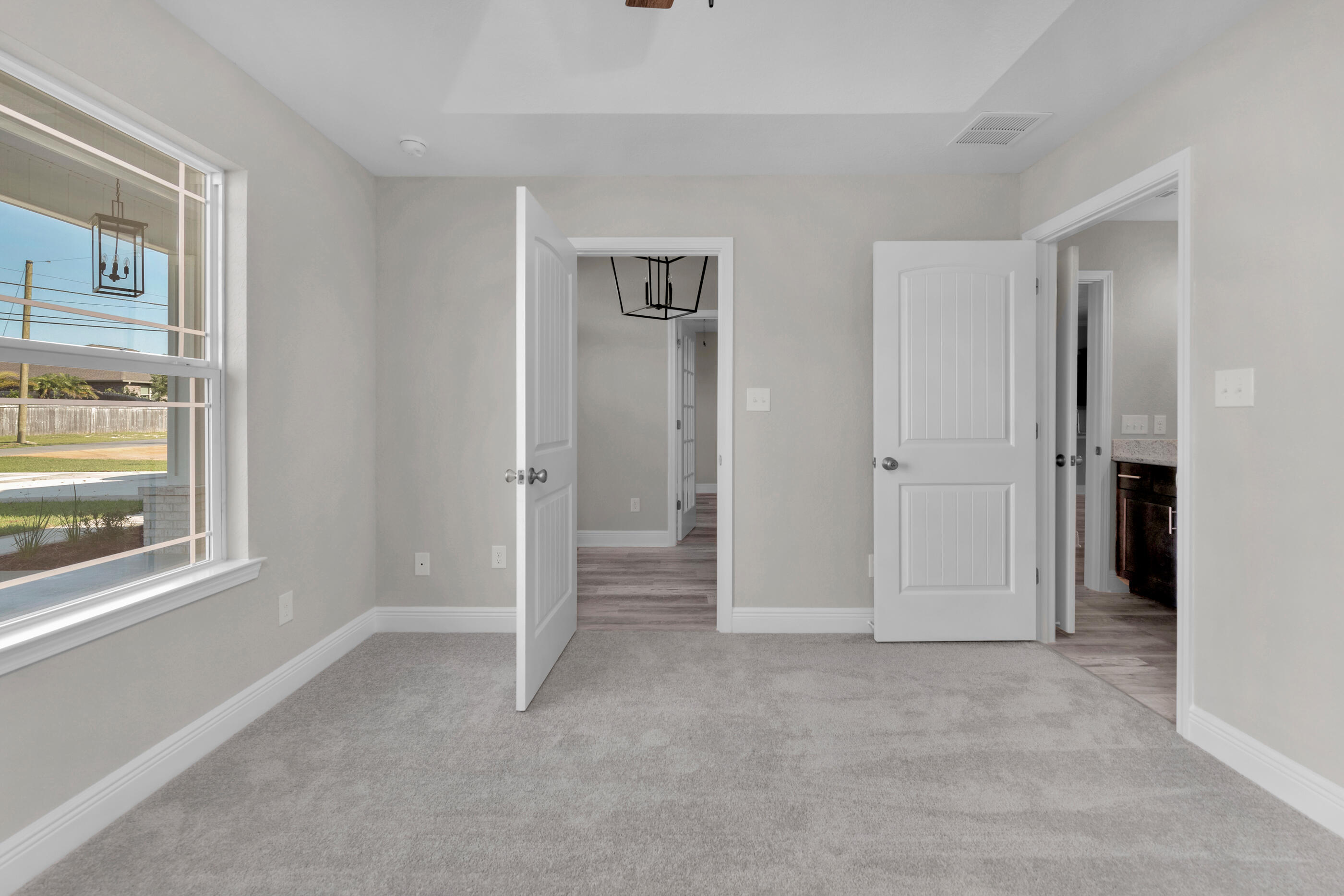 THE PINES - Residential