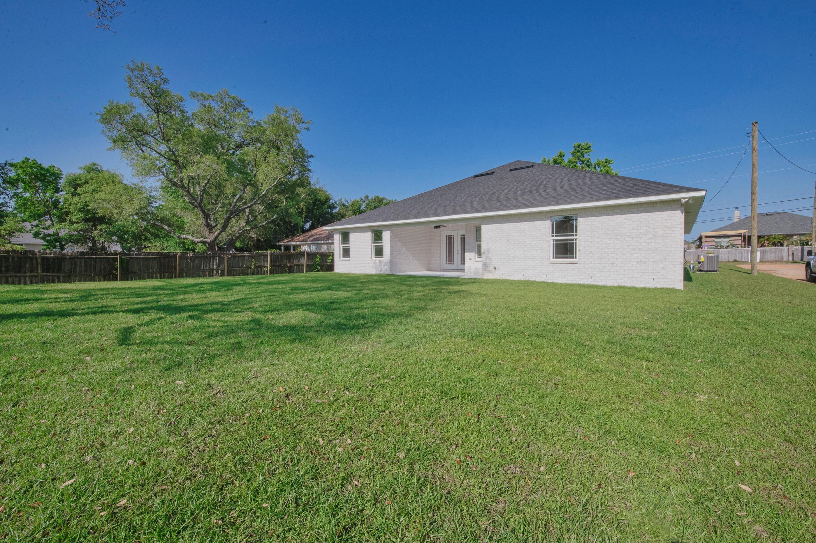 THE PINES - Residential