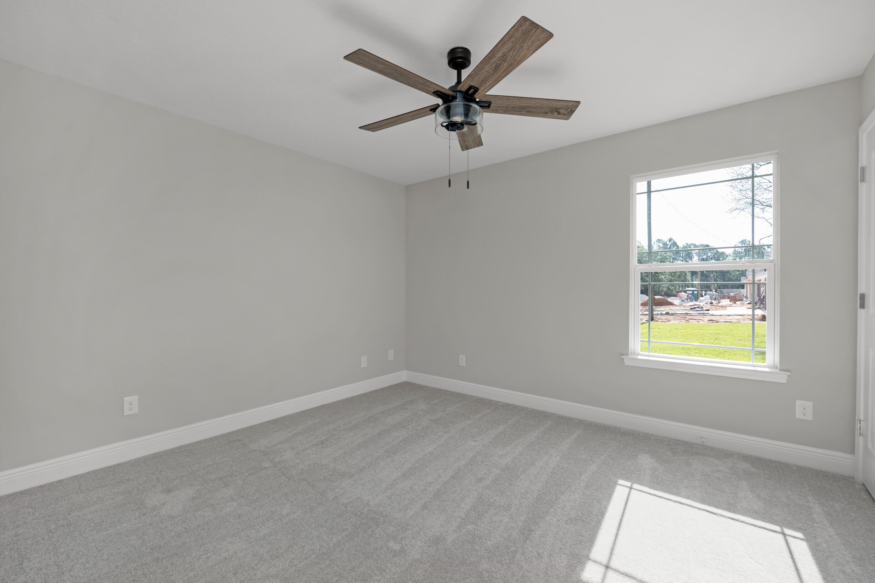 THE PINES - Residential