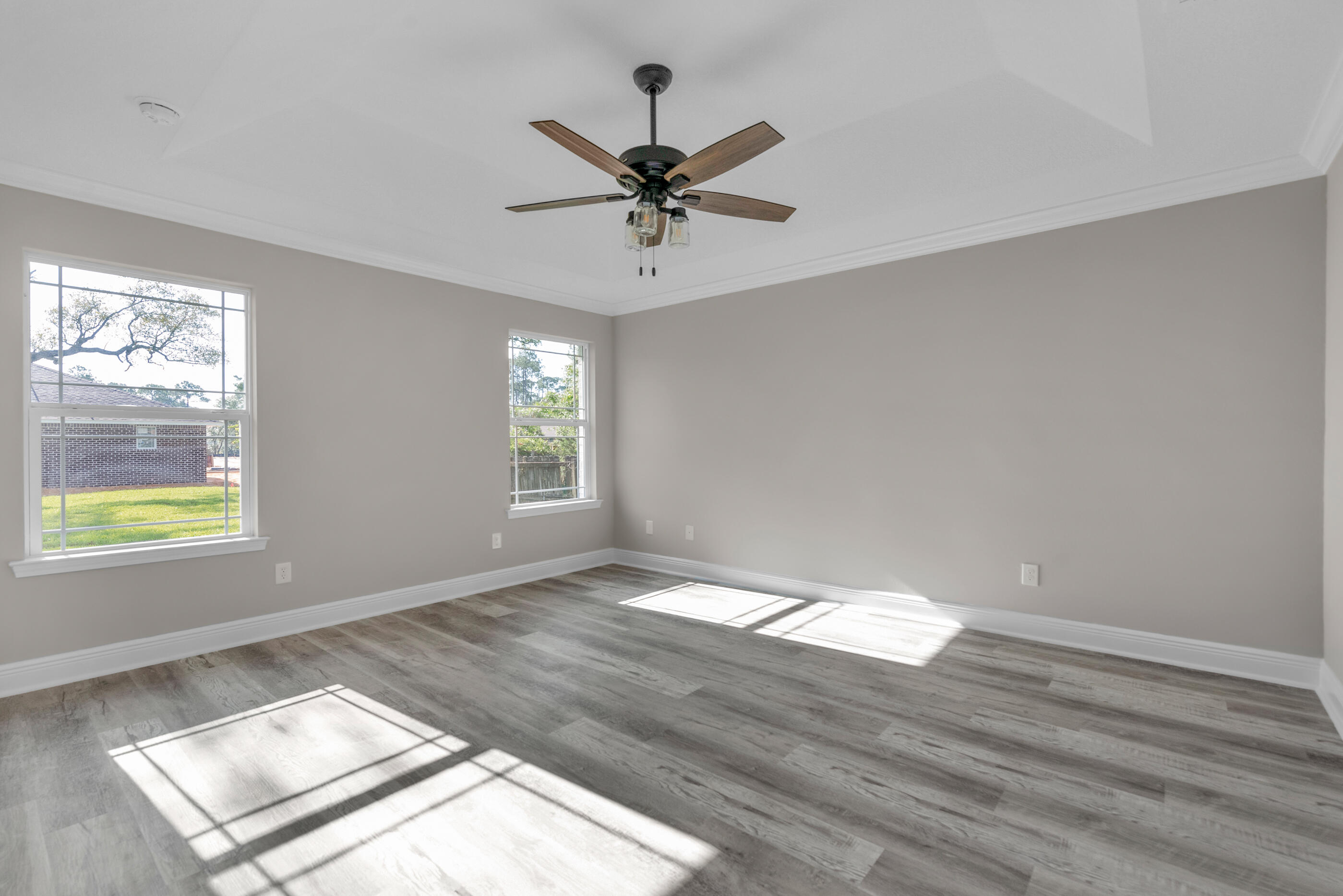 THE PINES - Residential