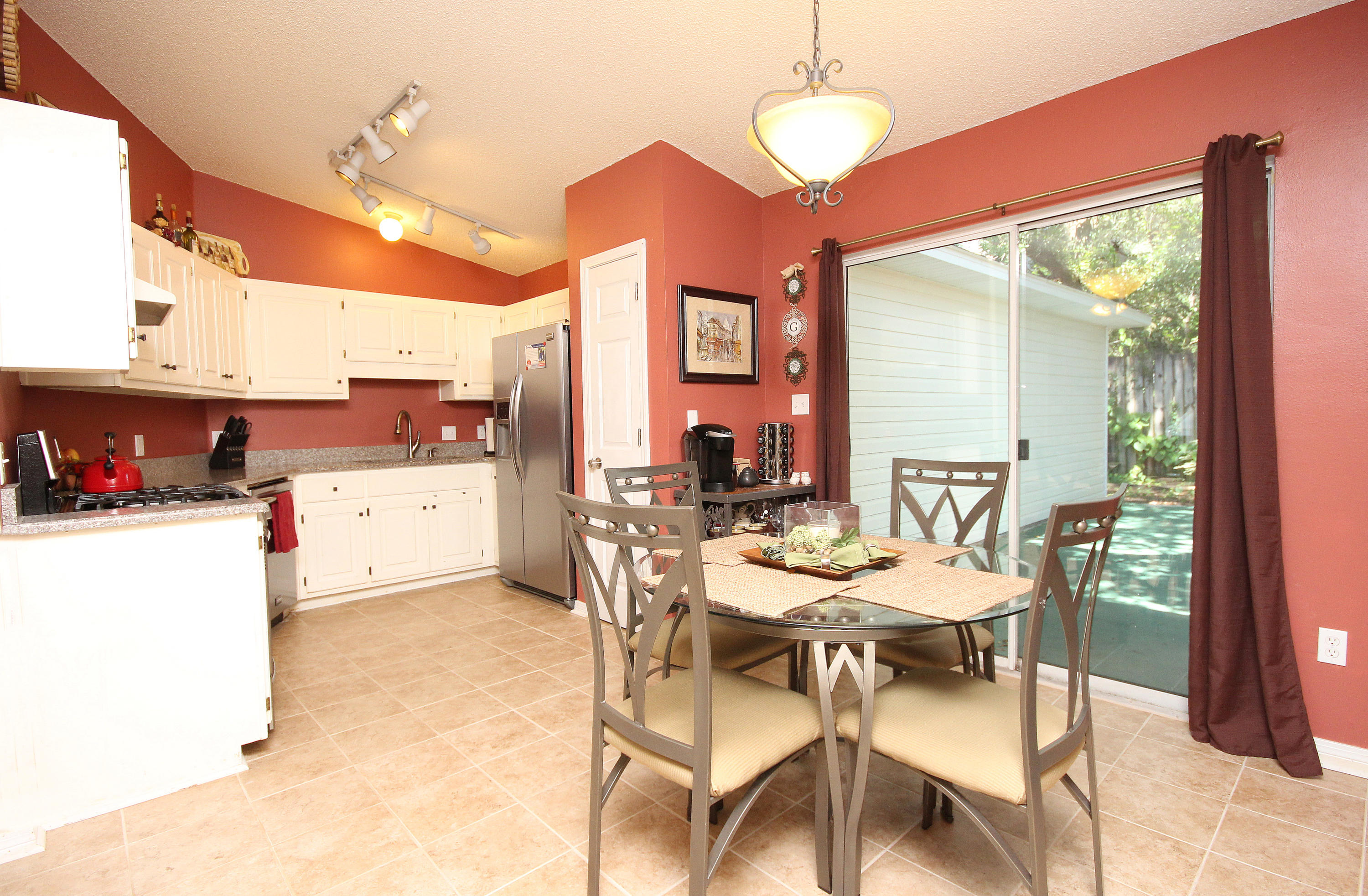 BENT TREE ESTATES - Residential