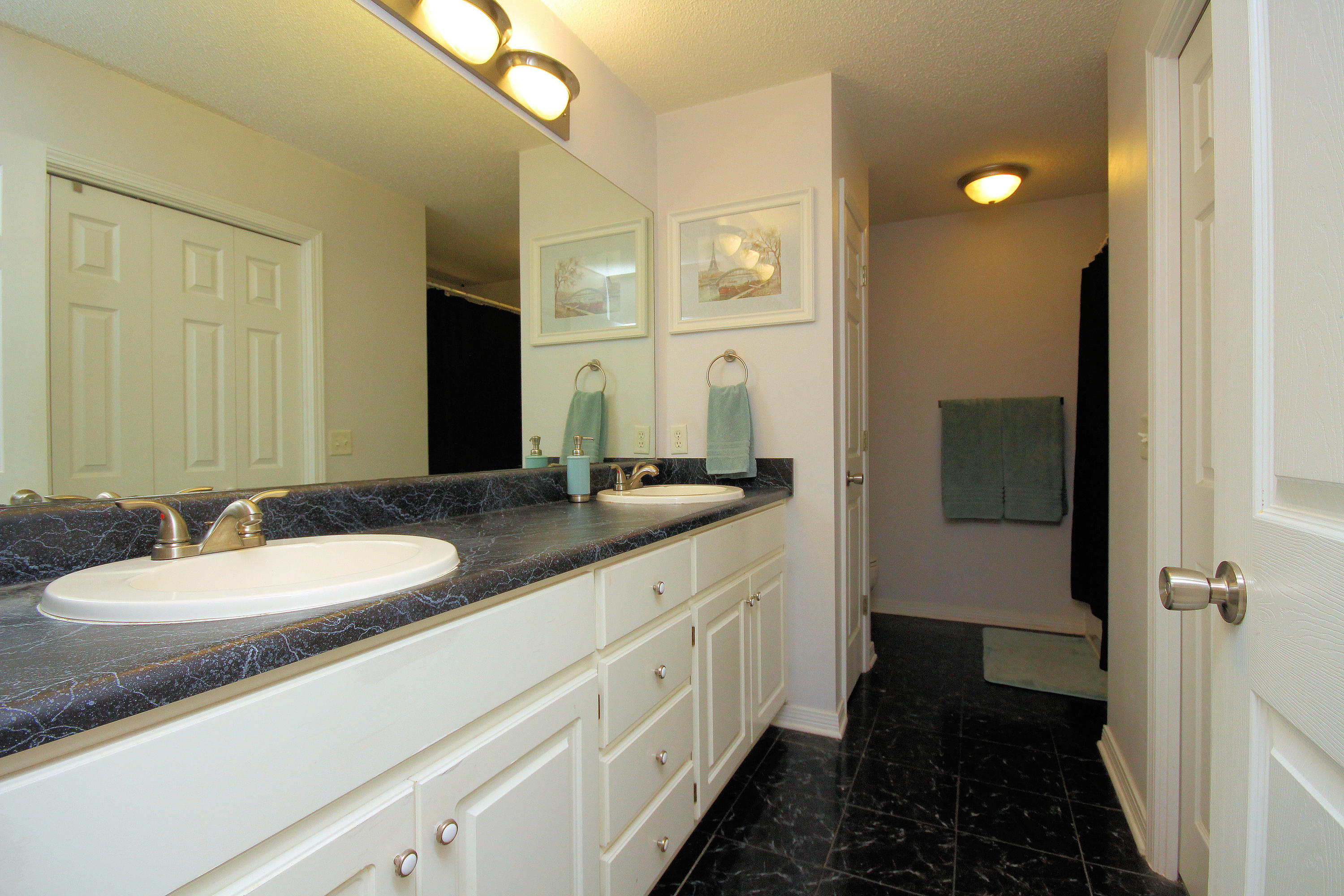 BENT TREE ESTATES - Residential