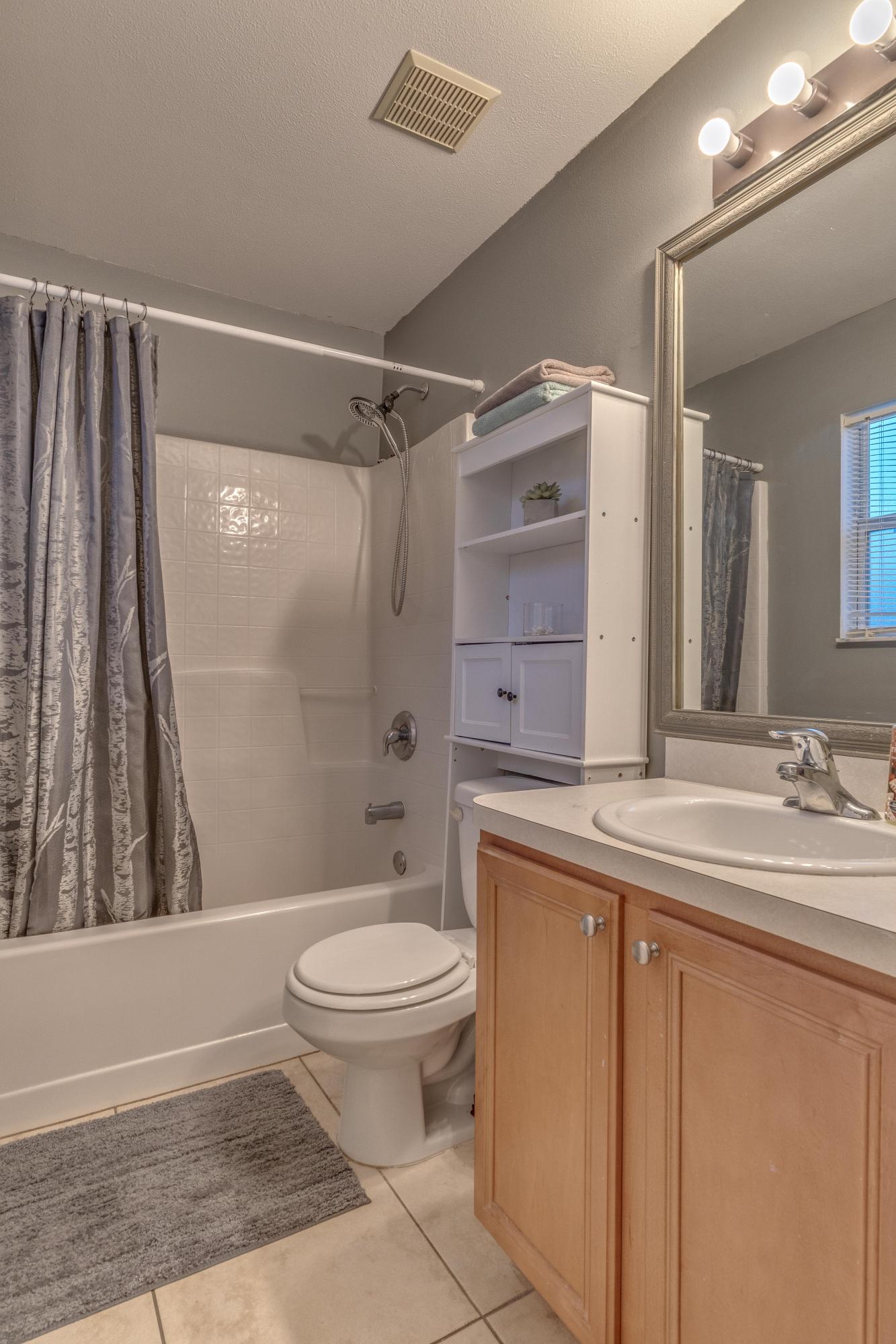 RIDGE CREST PH I - Residential