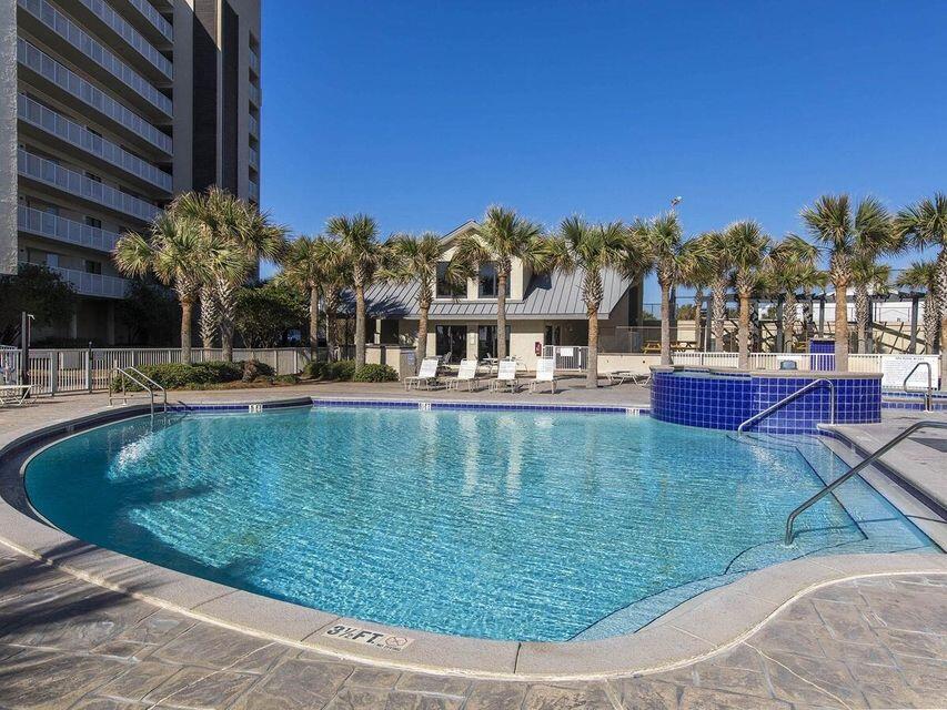 MAINSAIL CONDO PH 4 - Residential