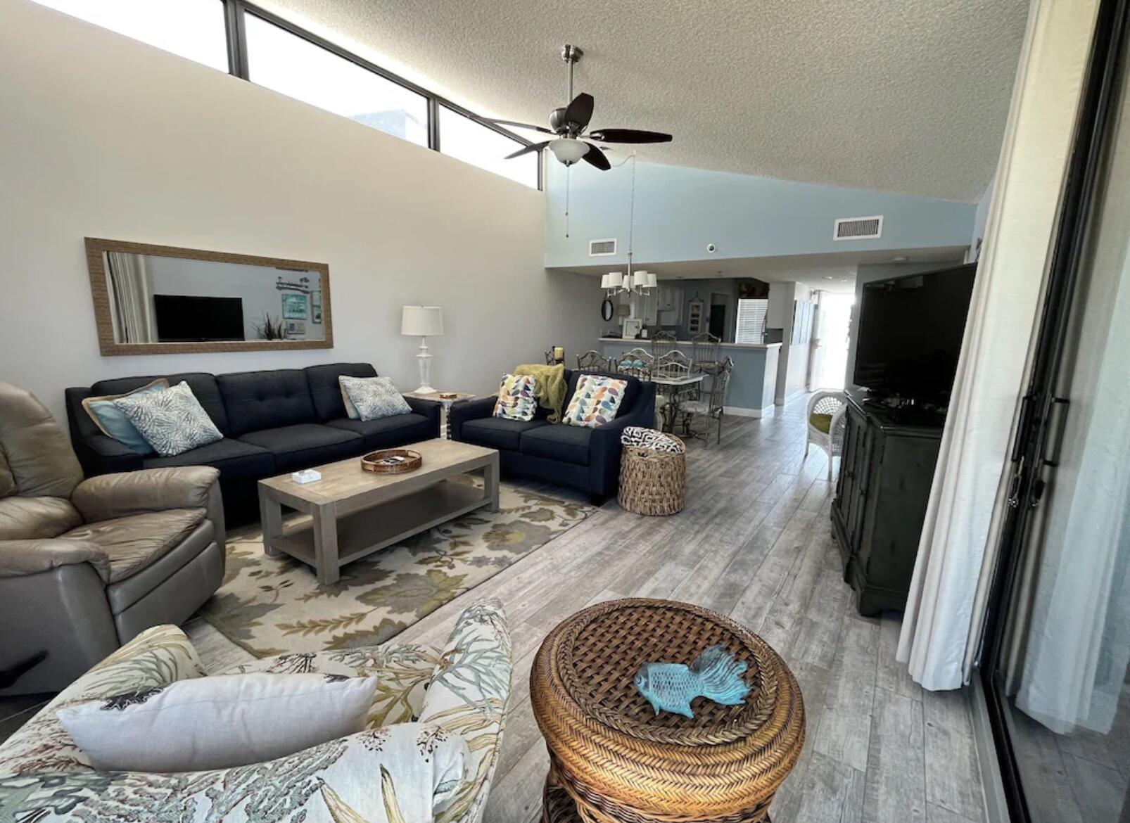 MAINSAIL CONDO PH 4 - Residential